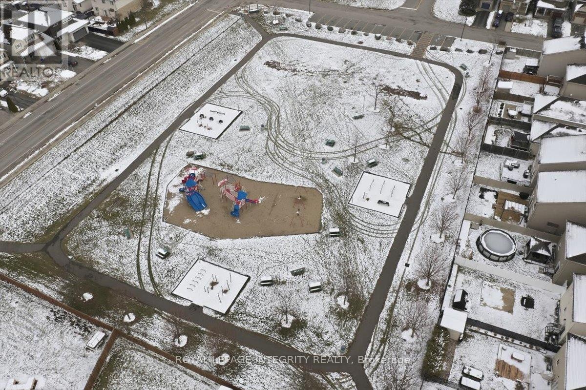 












113 DORINA SARAZIN CRESCENT

,
Clarence-Rockland,




Ontario
K4K0G6

