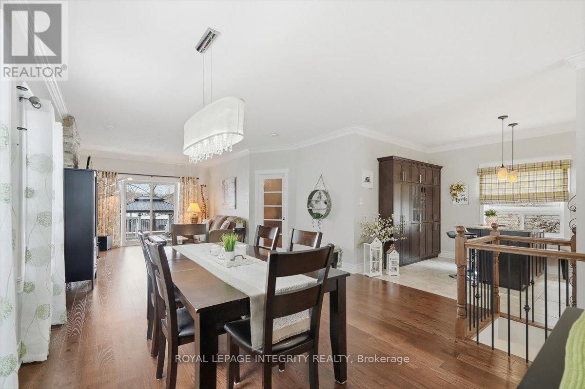 












113 DORINA SARAZIN CRESCENT

,
Clarence-Rockland,




Ontario
K4K0G6

