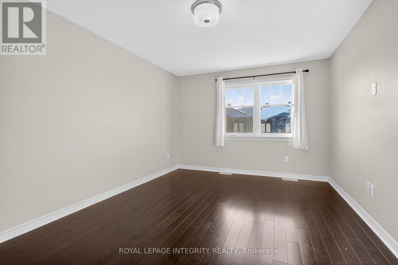 












165 ANGELONIA CRESCENT

,
Ottawa,




Ontario
K1T0Y5

