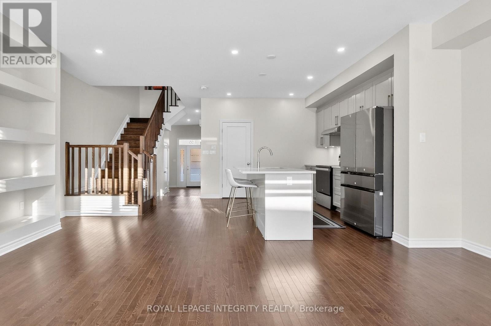 












165 ANGELONIA CRESCENT

,
Ottawa,




Ontario
K1T0Y5

