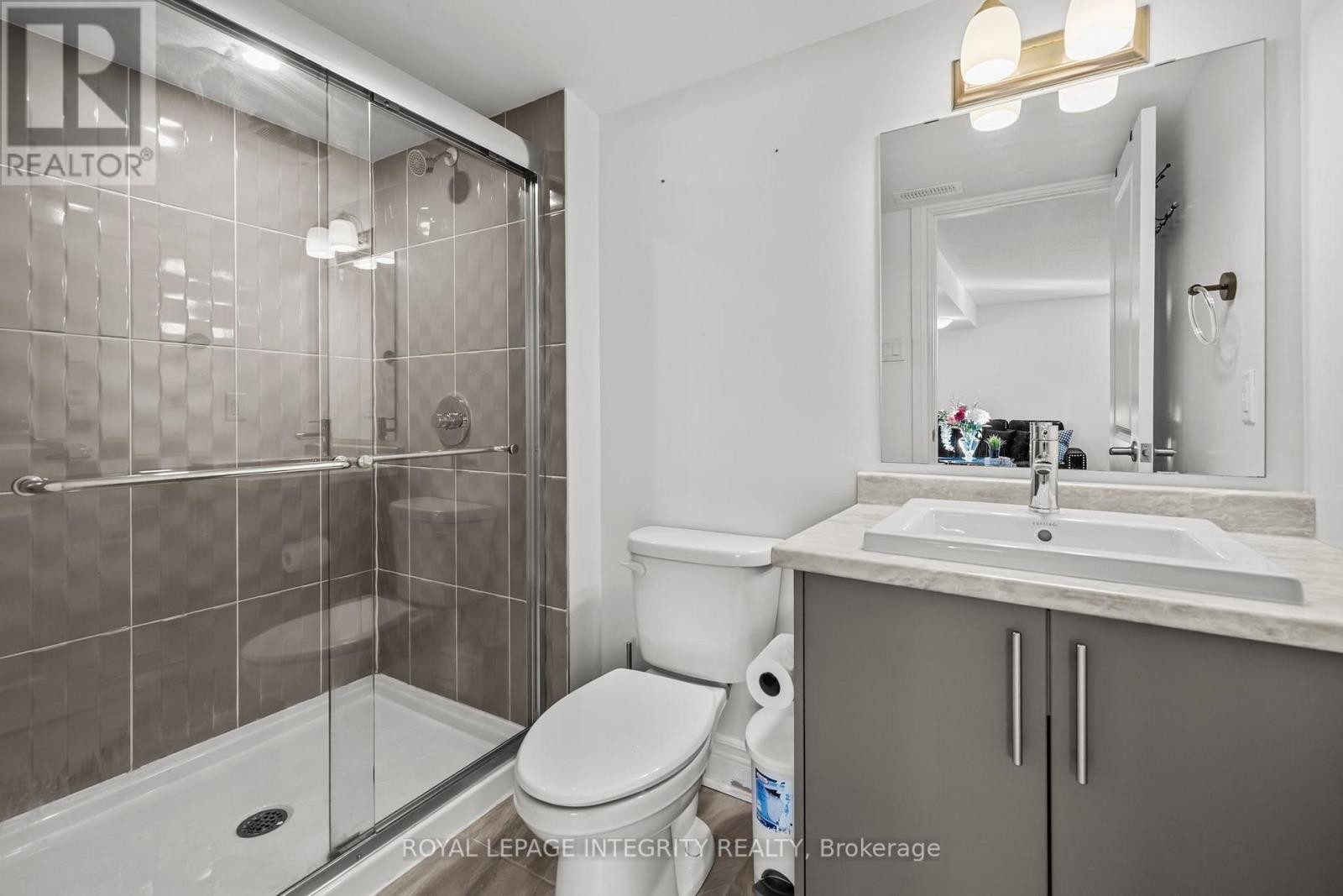 












512 CARDAMOM TERRACE

,
Ottawa,




Ontario
K2S2X9

