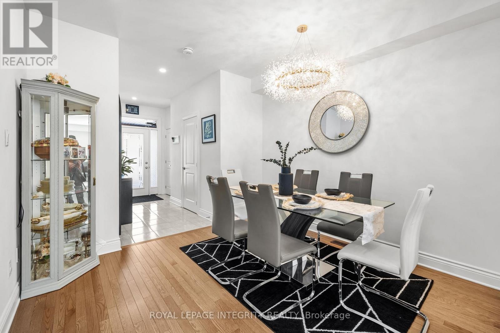 












512 CARDAMOM TERRACE

,
Ottawa,




Ontario
K2S2X9

