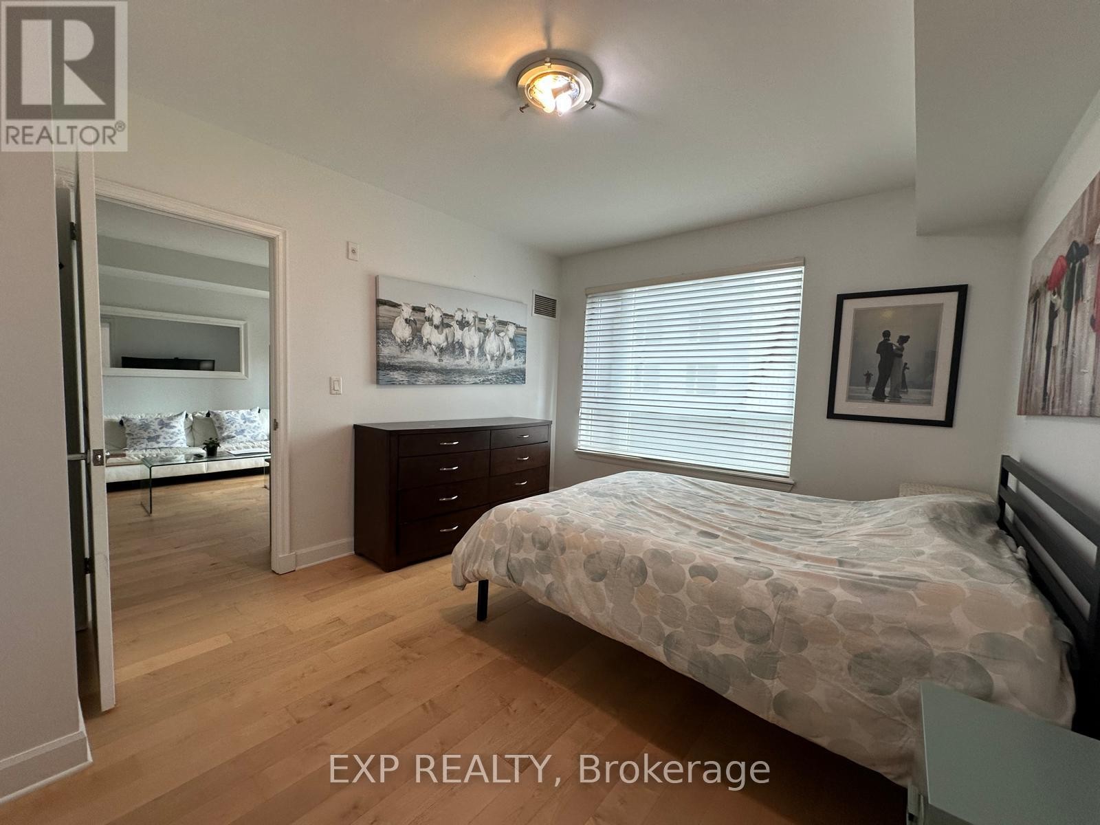 












310 - 200 BESSERER STREET

,
Ottawa,




Ontario
K1N0A7

