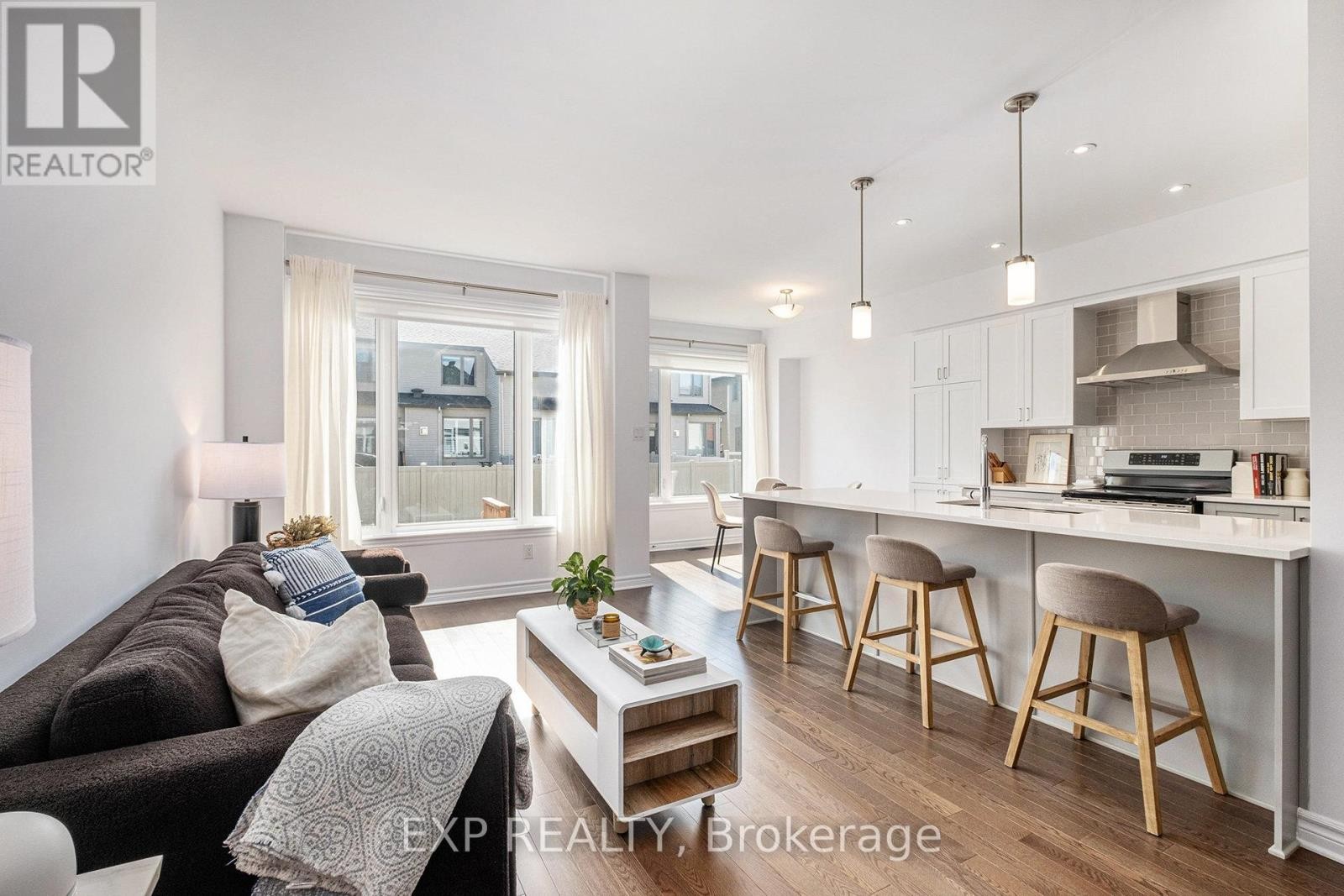 












519 TRIANGLE STREET

,
Ottawa,




Ontario
K2V0M7

