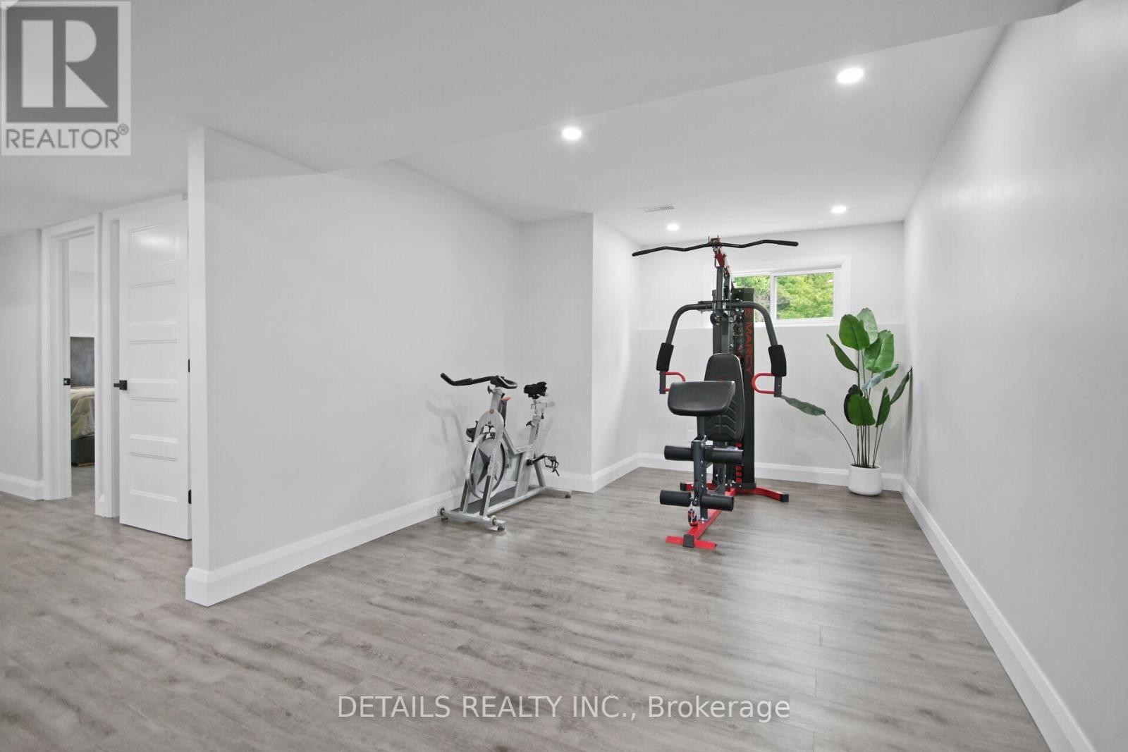 












2708 BEKKERS COURT

,
Ottawa,




Ontario
K0A2P0

