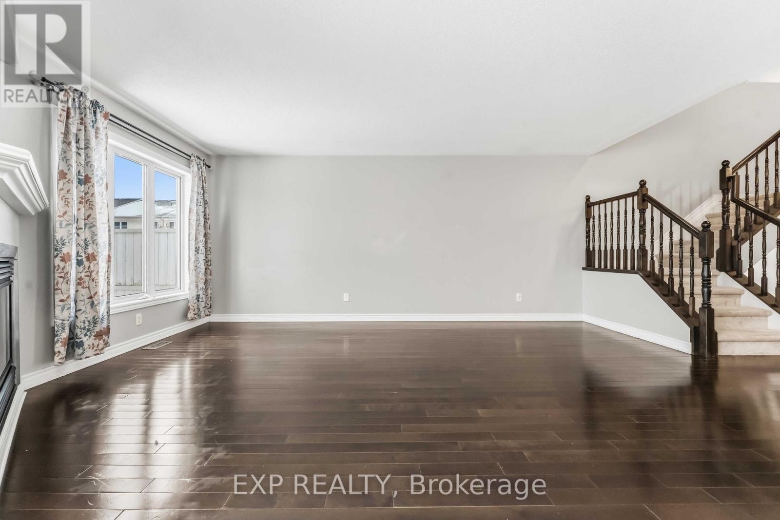 












214 MONTMORENCY WAY

,
Ottawa,




Ontario
K4A0J9

