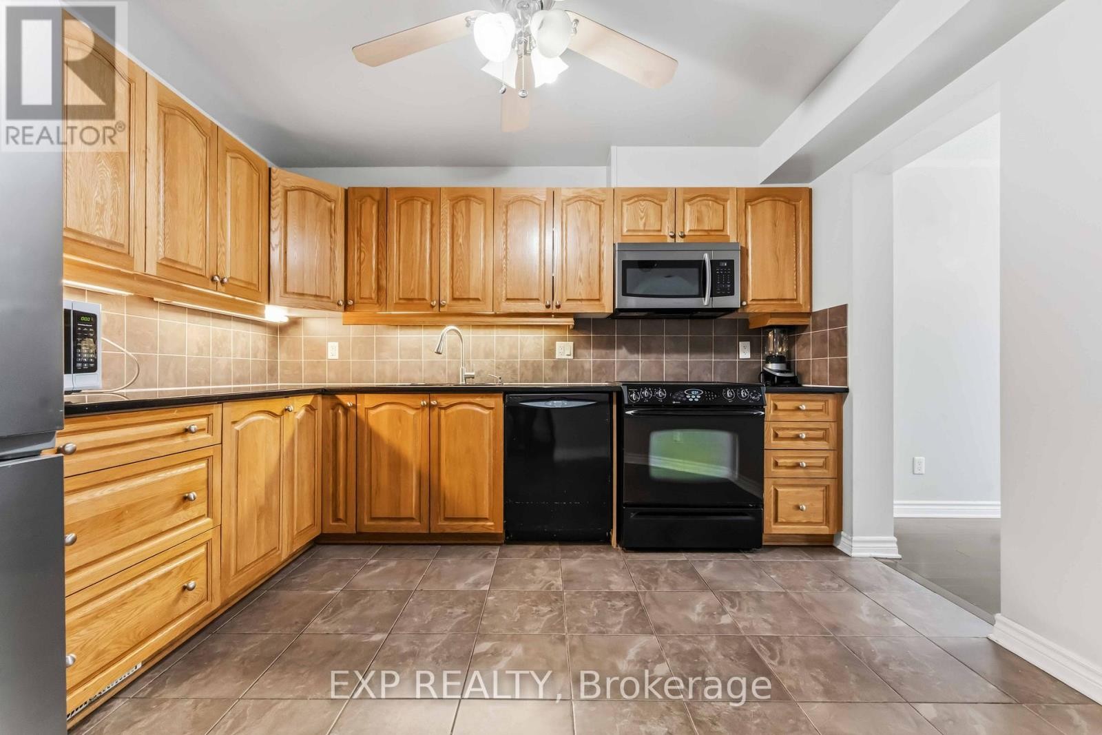 












214 MONTMORENCY WAY

,
Ottawa,




Ontario
K4A0J9

