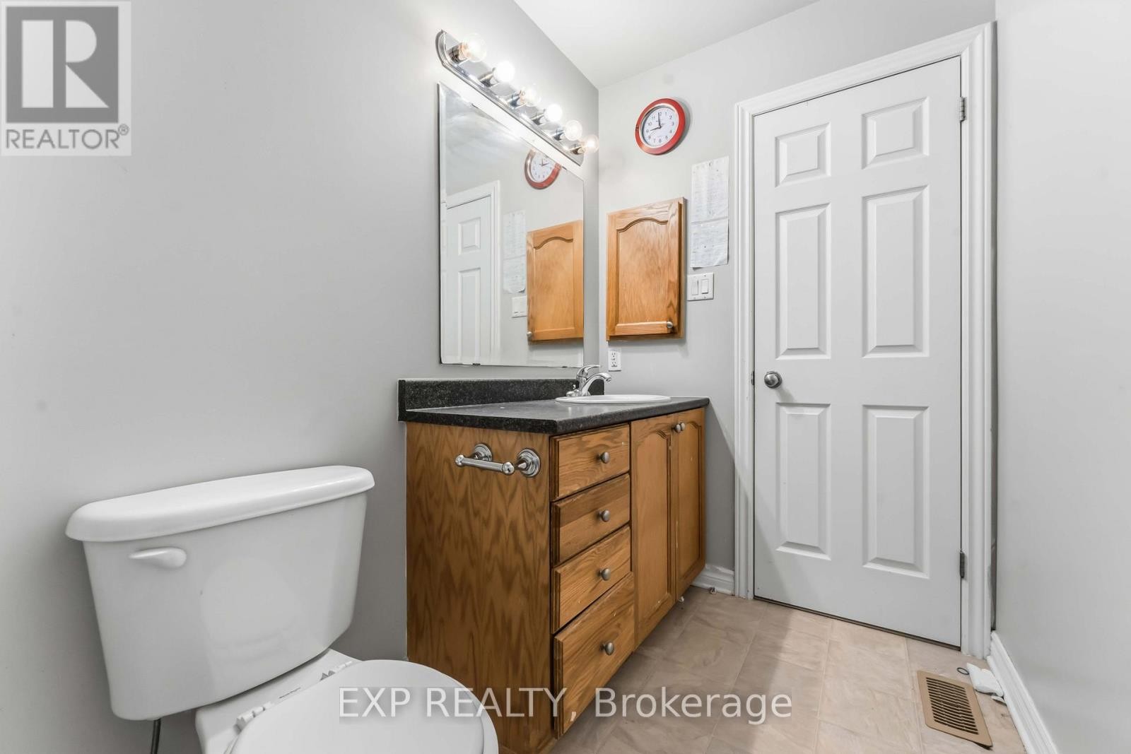 












214 MONTMORENCY WAY

,
Ottawa,




Ontario
K4A0J9

