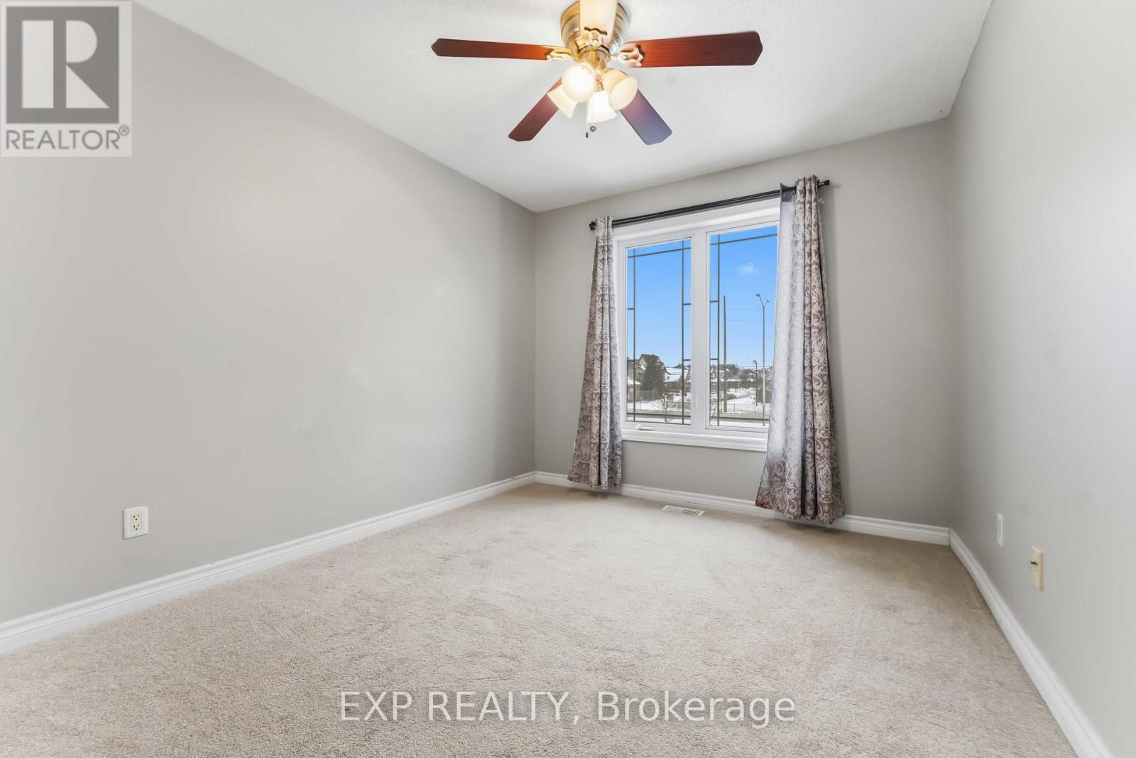 












214 MONTMORENCY WAY

,
Ottawa,




Ontario
K4A0J9

