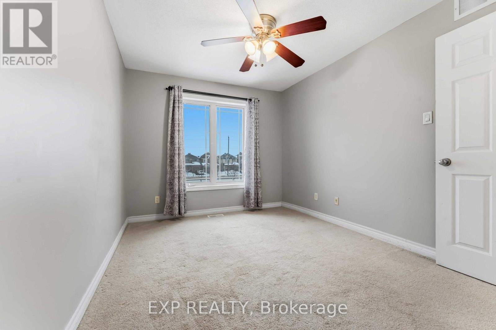 












214 MONTMORENCY WAY

,
Ottawa,




Ontario
K4A0J9

