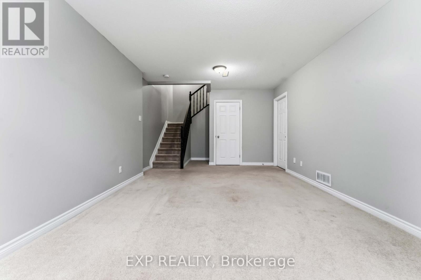 












214 MONTMORENCY WAY

,
Ottawa,




Ontario
K4A0J9

