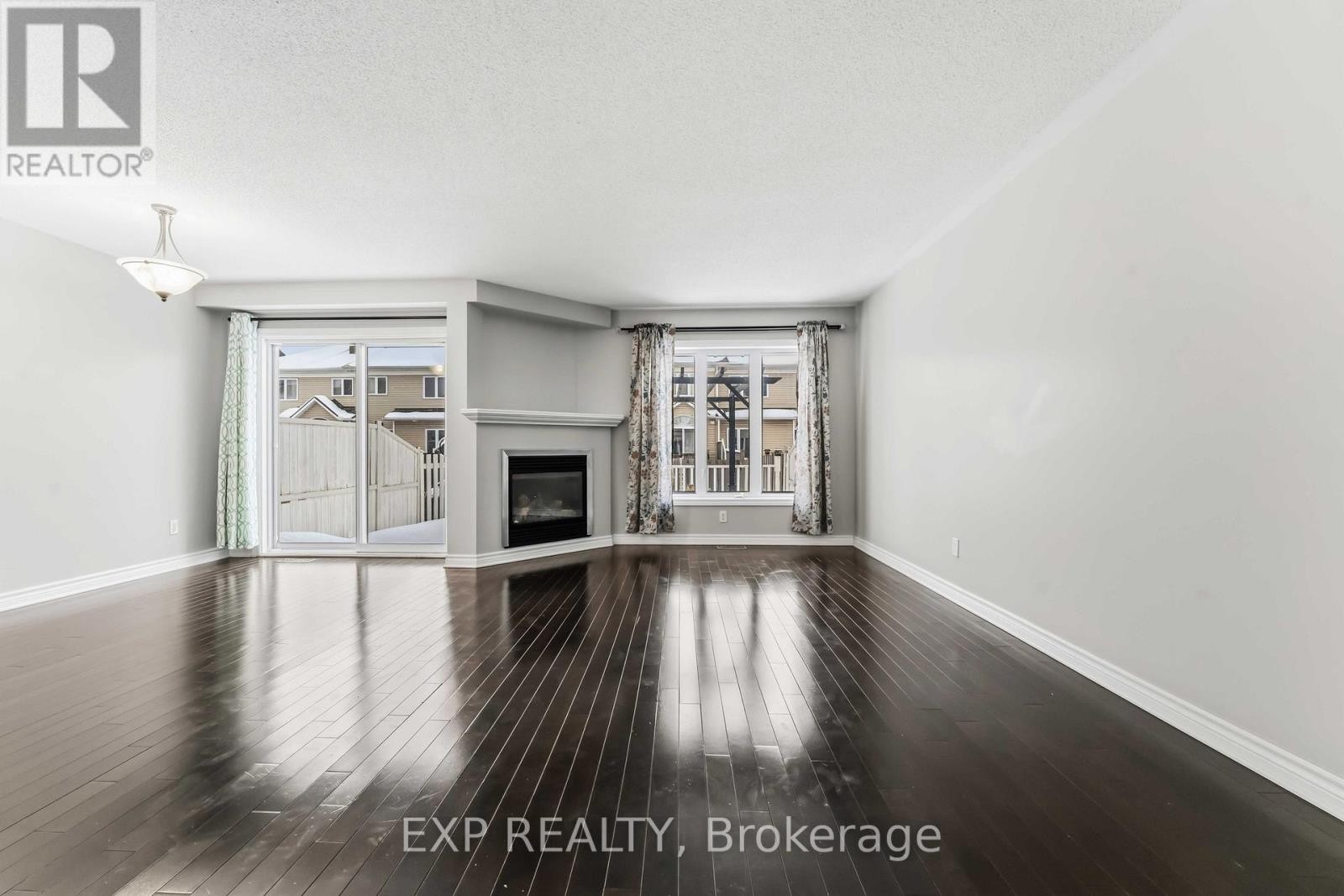 












214 MONTMORENCY WAY

,
Ottawa,




Ontario
K4A0J9

