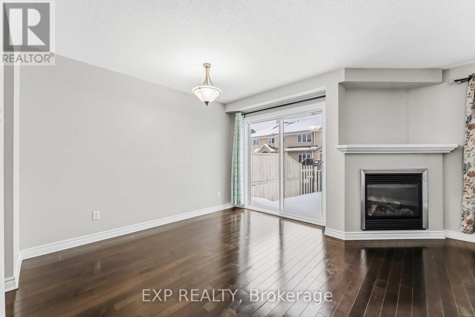 












214 MONTMORENCY WAY

,
Ottawa,




Ontario
K4A0J9

