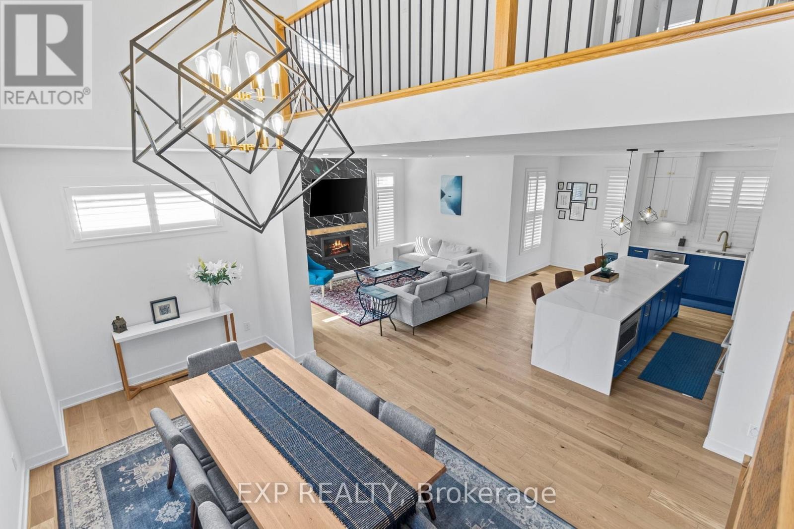 












4556 KELLY FARM DRIVE

,
Ottawa,




Ontario
K1X0G8

