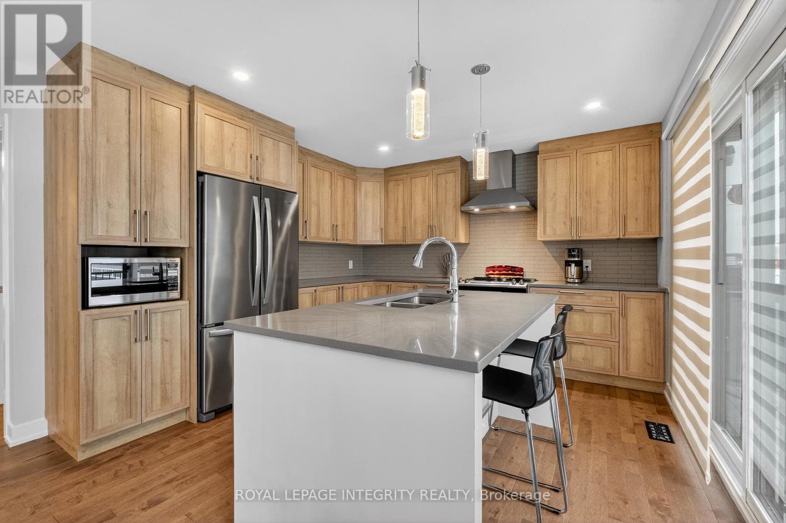 












329 DORE STREET

,
Casselman,




Ontario
K0A1M0

