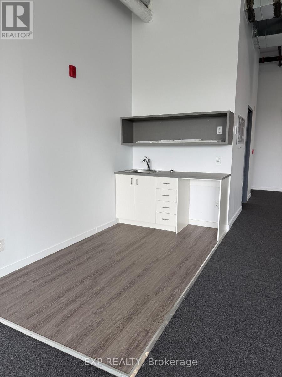 












213 - 65 DENZIL DOYLE COURT

,
Ottawa,




Ontario
K2M2G8

