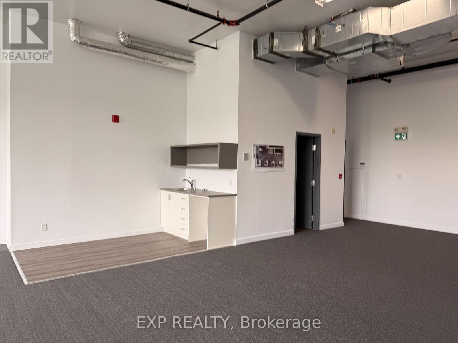 












213 - 65 DENZIL DOYLE COURT

,
Ottawa,




Ontario
K2M2G8

