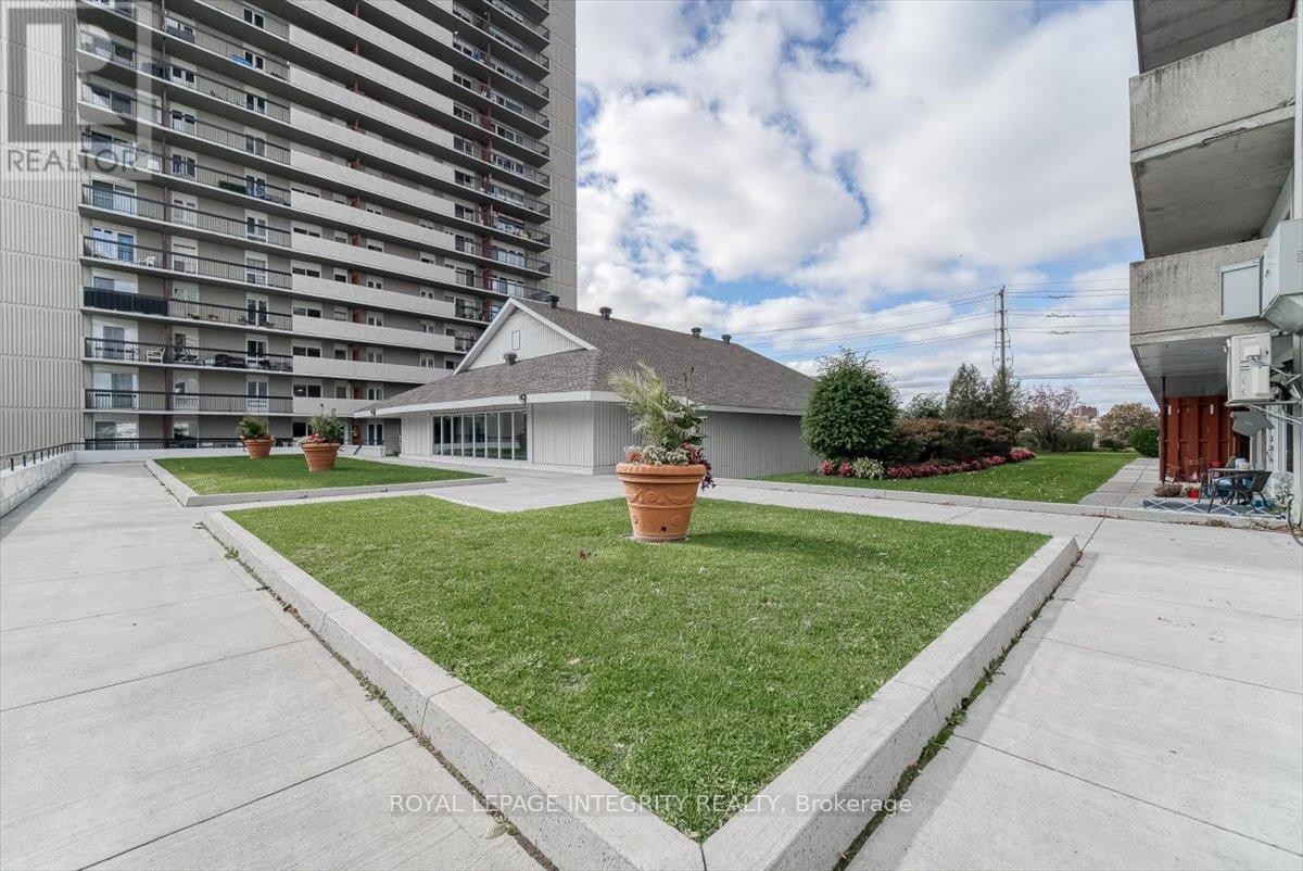 












109 - 158A MCARTHUR AVENUE

,
Ottawa,




Ontario
K1L7E7

