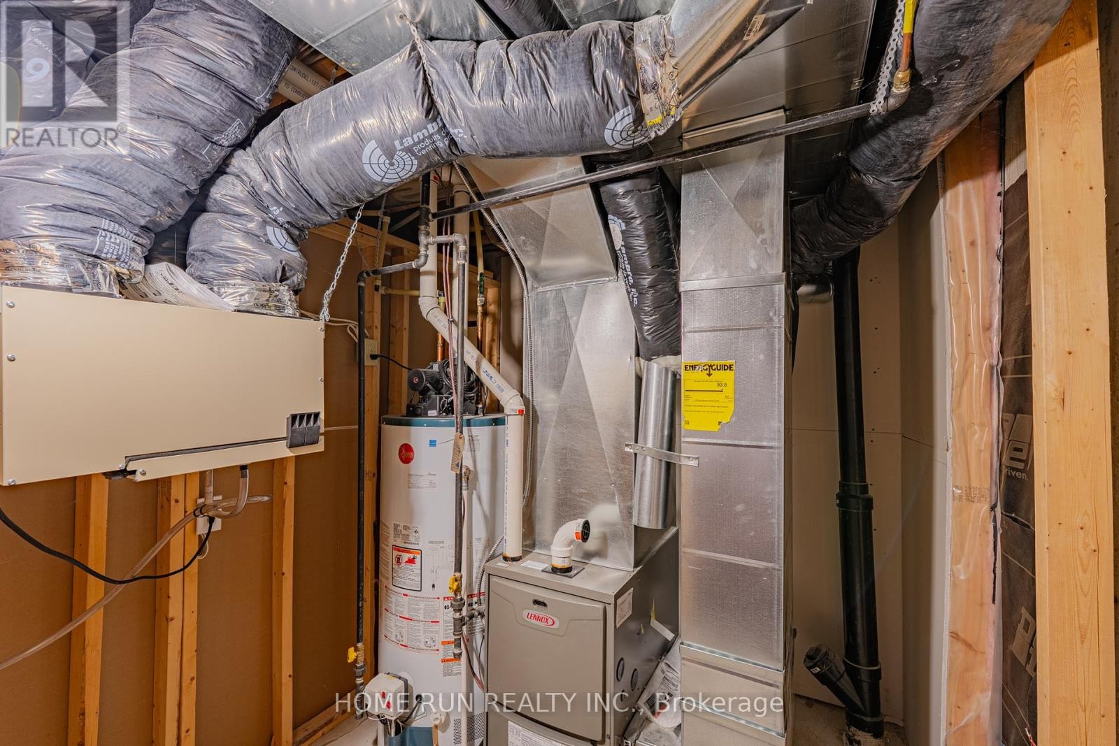 












14 CAMIL STREET

,
Ottawa,




Ontario
K1K0X1

