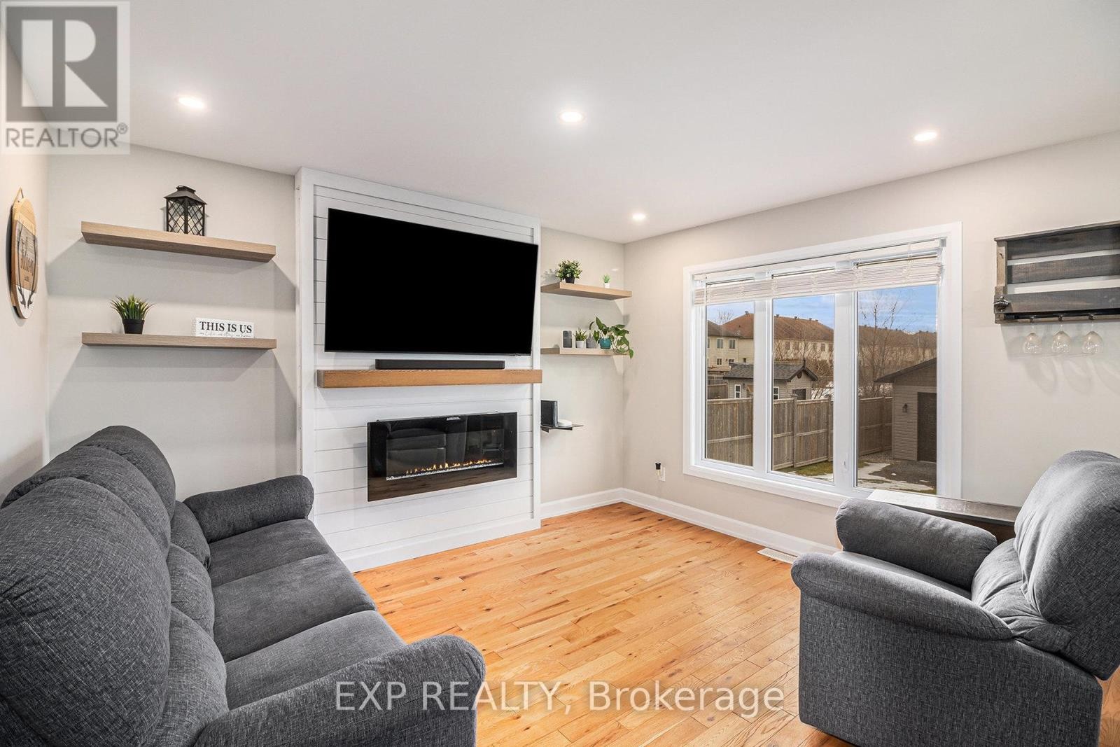 












202 BOURDEAU STREET

,
The Nation,




Ontario
K0A2M0

