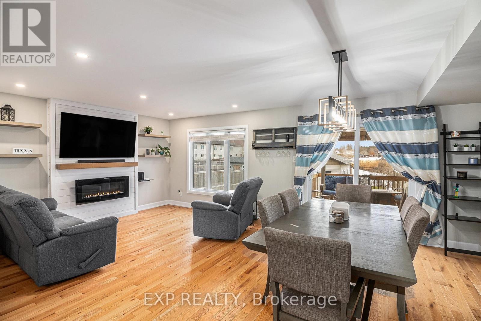 












202 BOURDEAU STREET

,
The Nation,




Ontario
K0A2M0

