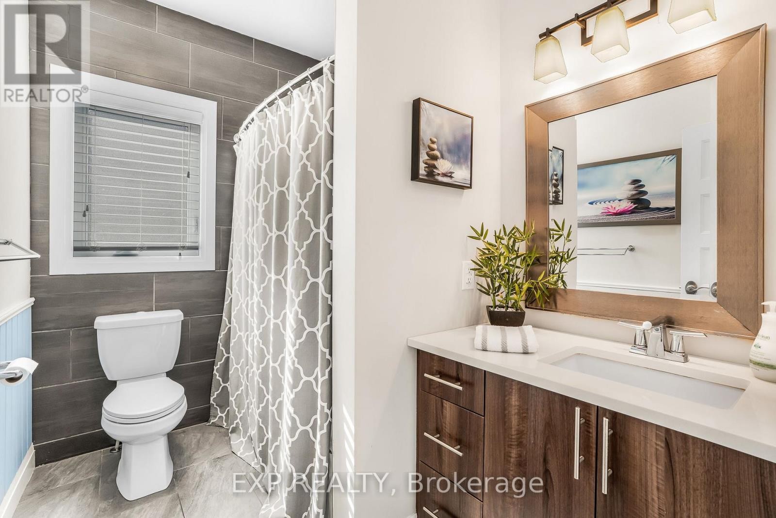 












42 GRANITE STREET

,
Clarence-Rockland,




Ontario
K4K0H8

