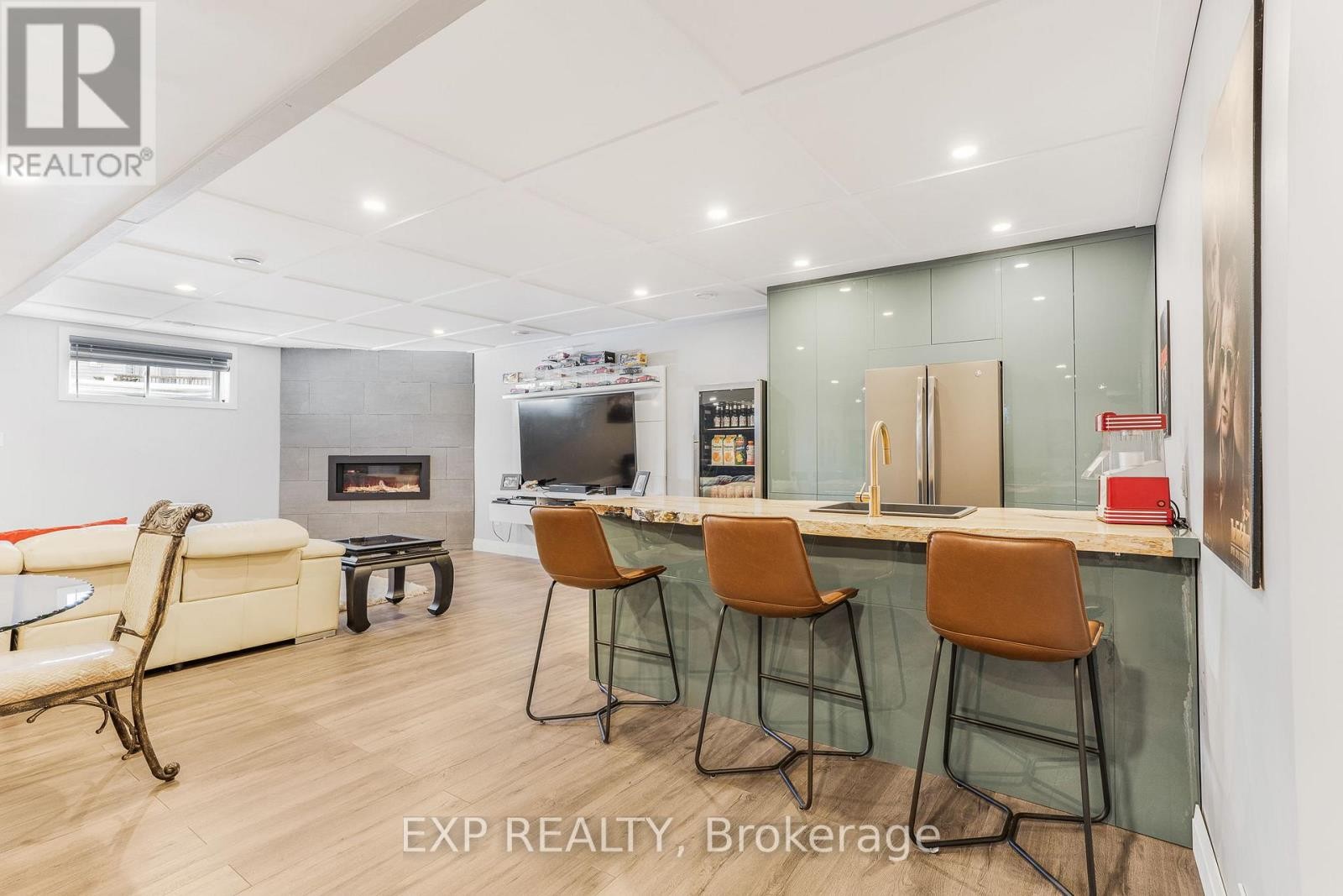 












42 GRANITE STREET

,
Clarence-Rockland,




Ontario
K4K0H8

