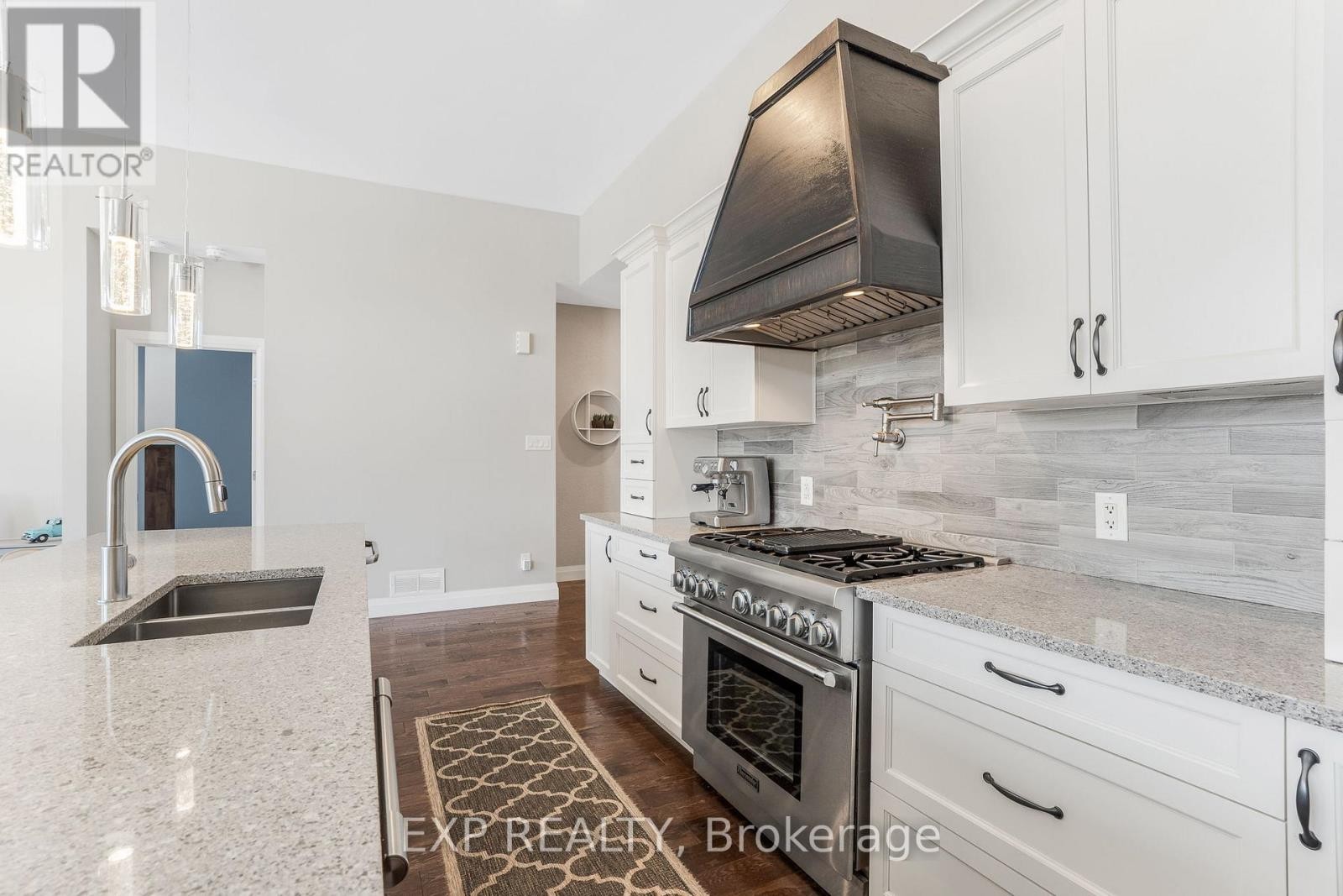 












42 GRANITE STREET

,
Clarence-Rockland,




Ontario
K4K0H8

