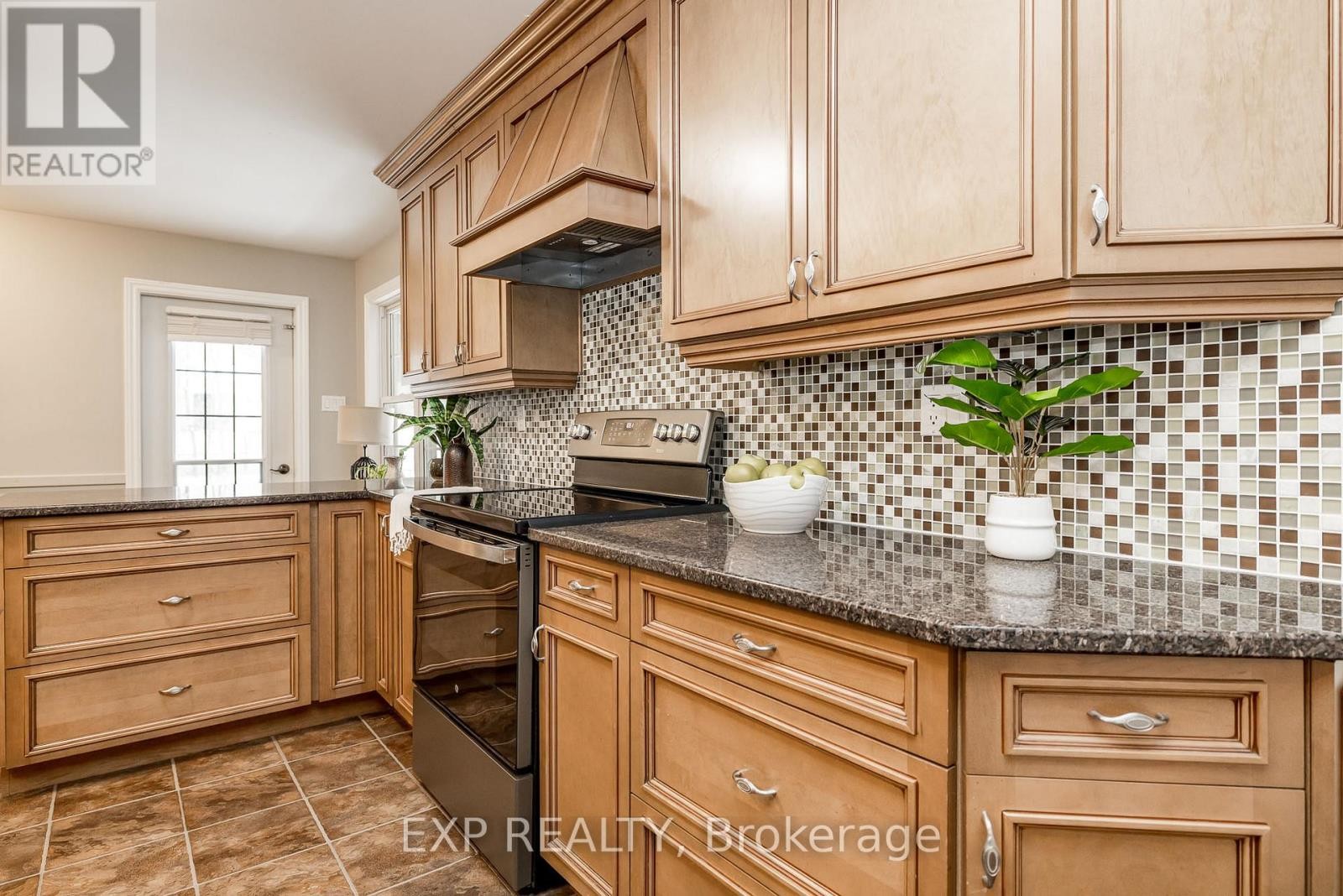 












74 MALCOLM STREET

,
Mississippi Mills,




Ontario
K0A1A0

