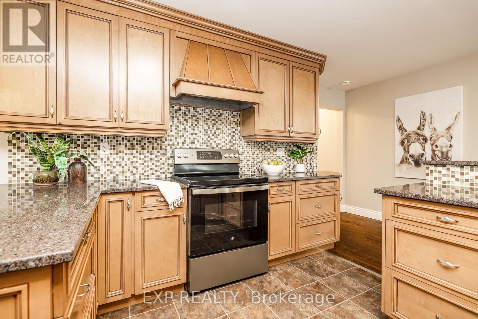 












74 MALCOLM STREET

,
Mississippi Mills,




Ontario
K0A1A0

