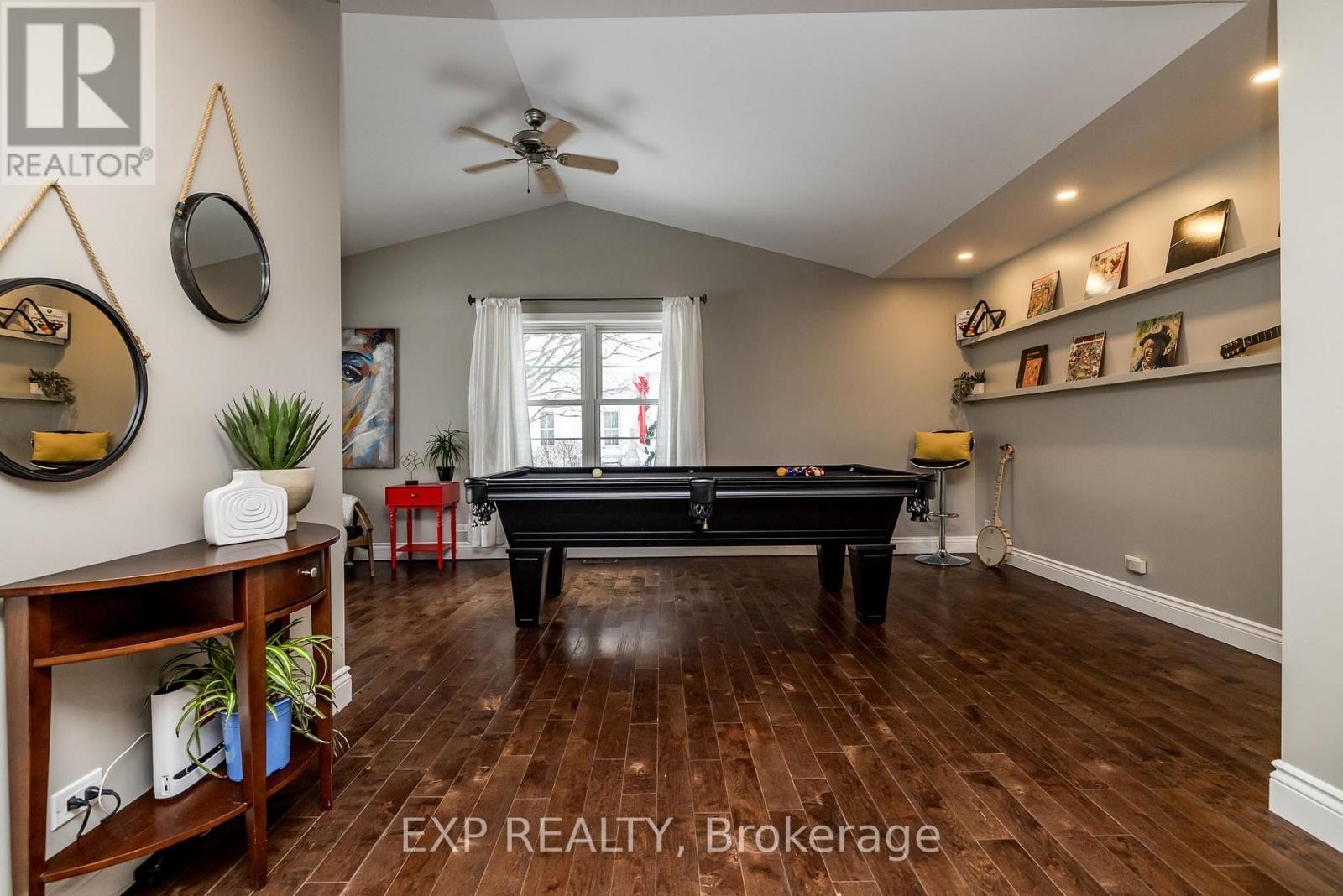 












74 MALCOLM STREET

,
Mississippi Mills,




Ontario
K0A1A0

