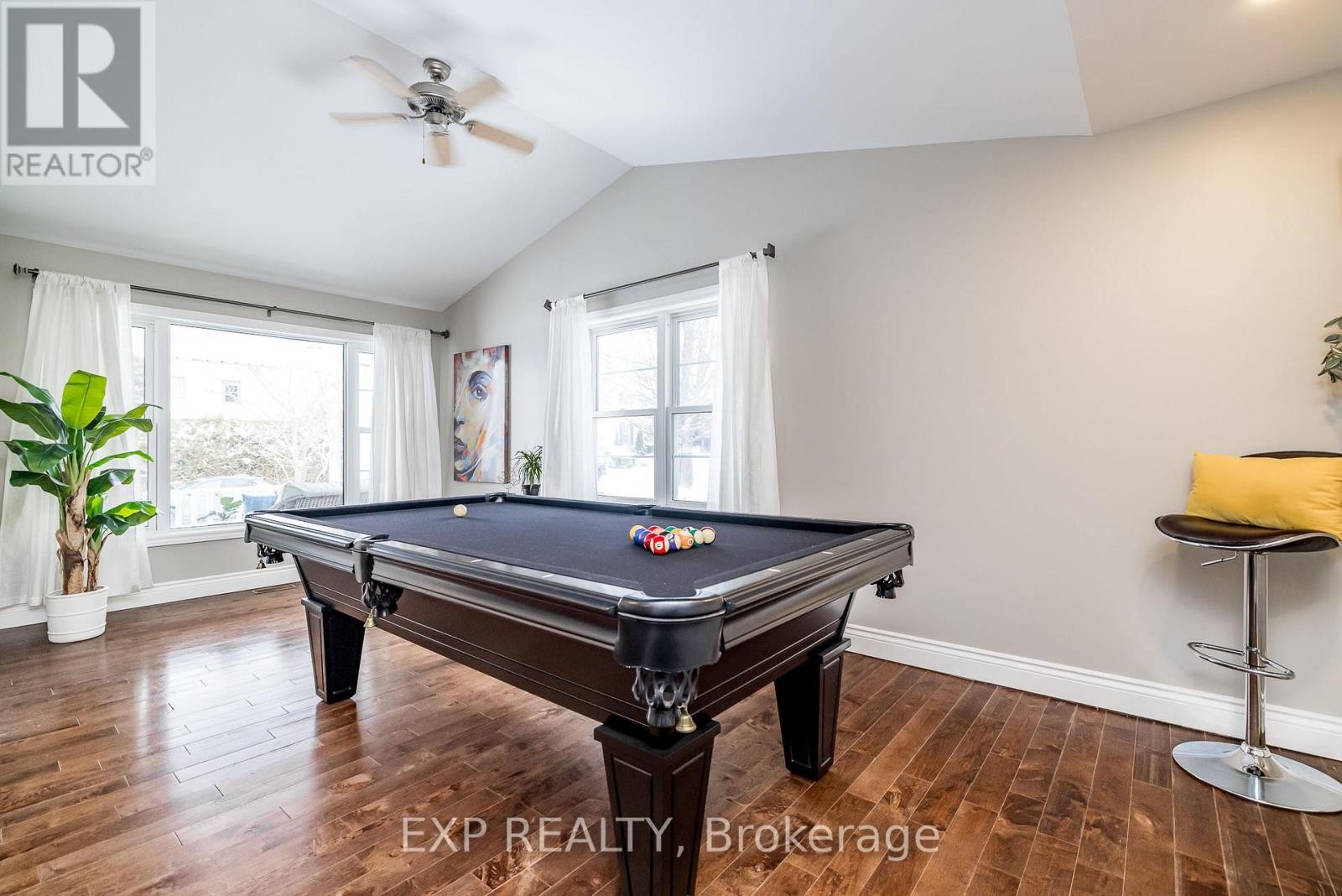 












74 MALCOLM STREET

,
Mississippi Mills,




Ontario
K0A1A0

