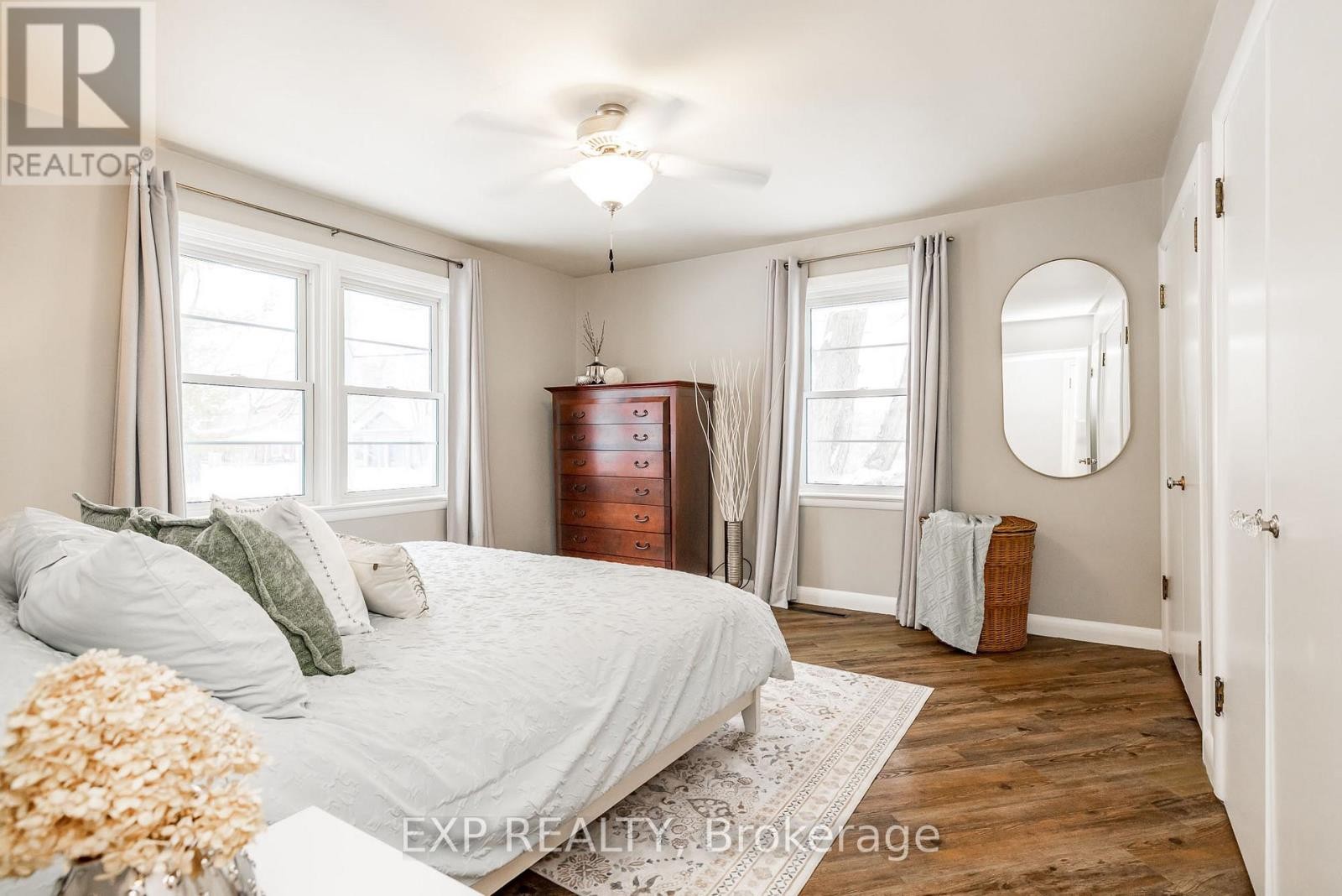 












74 MALCOLM STREET

,
Mississippi Mills,




Ontario
K0A1A0

