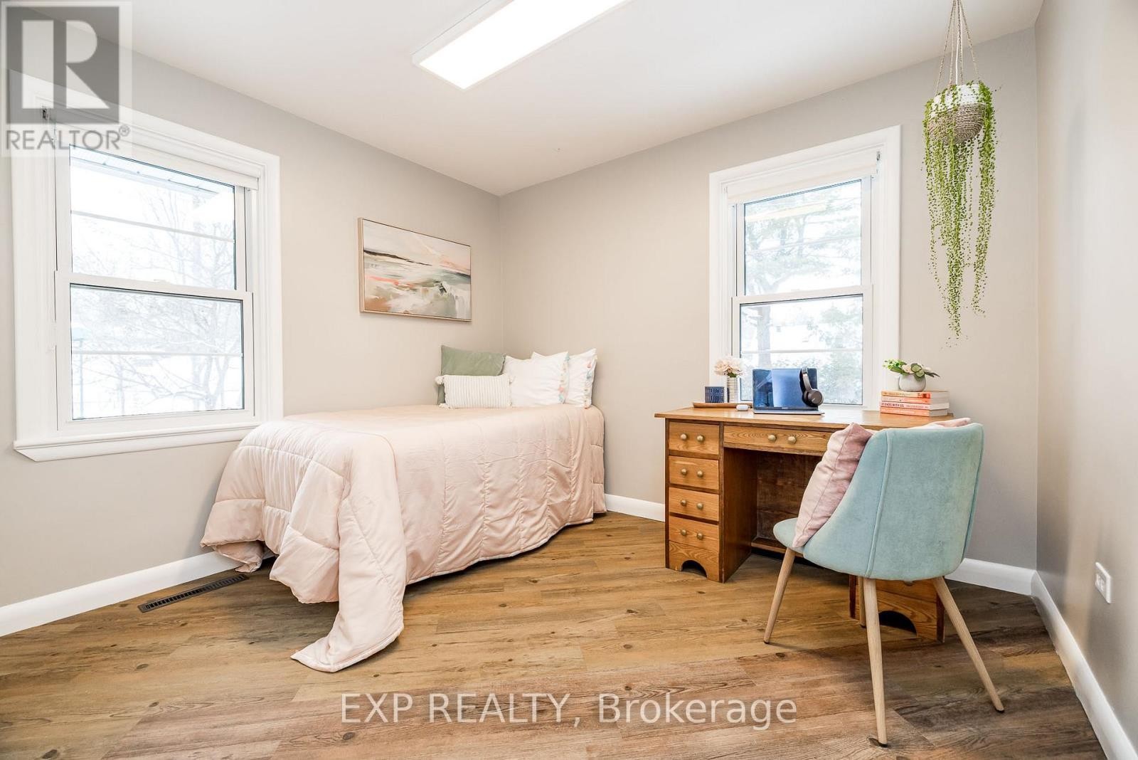 












74 MALCOLM STREET

,
Mississippi Mills,




Ontario
K0A1A0

