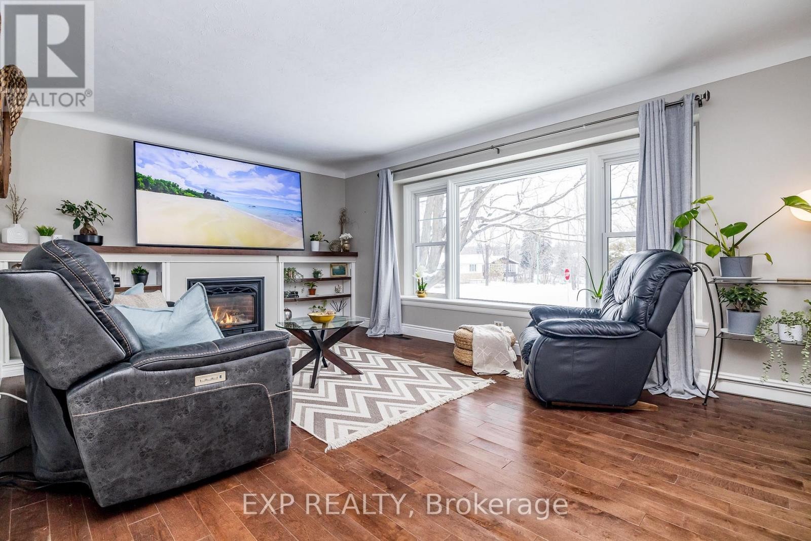 












74 MALCOLM STREET

,
Mississippi Mills,




Ontario
K0A1A0

