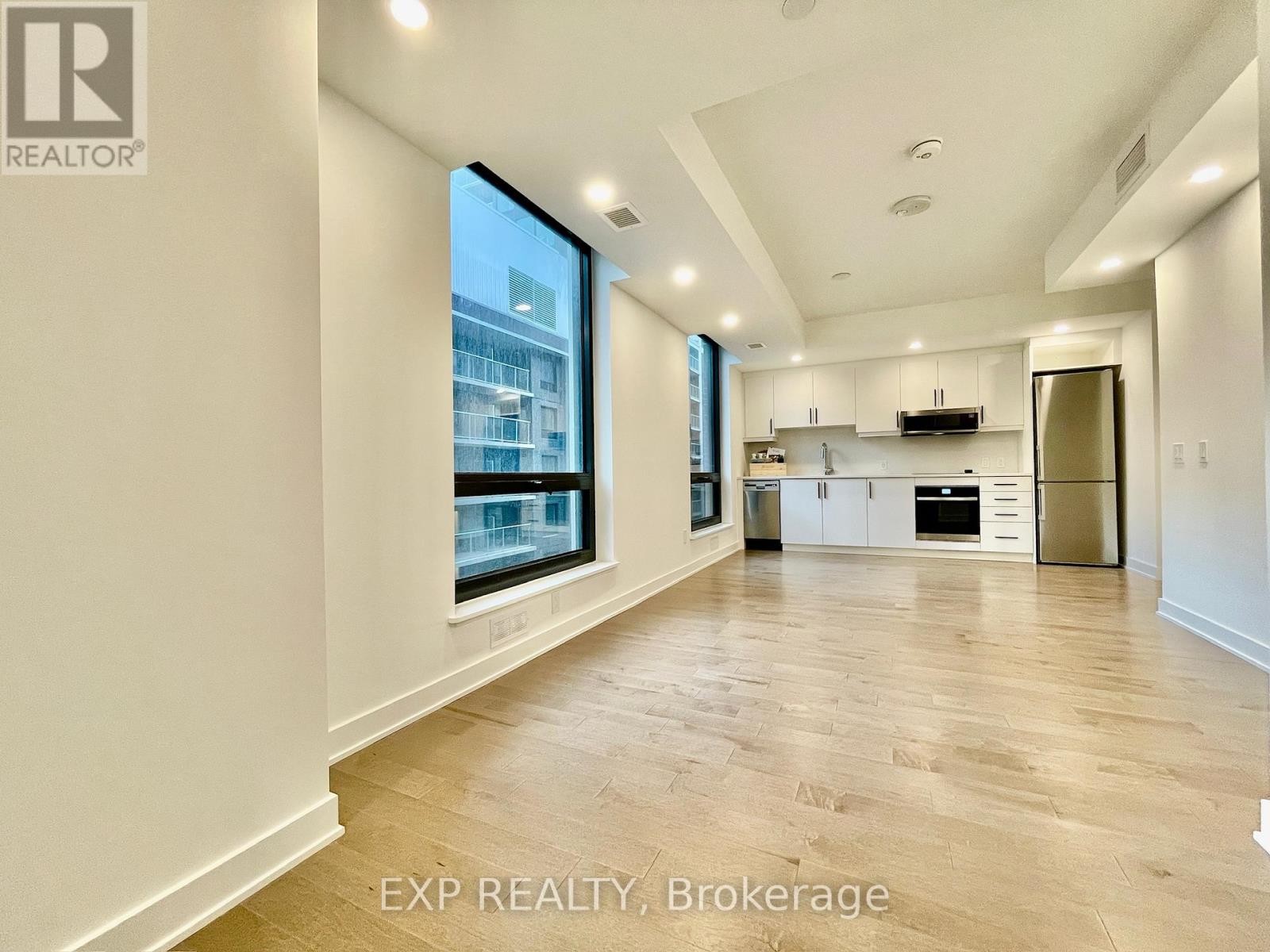 












1608 - 340 QUEEN STREET

,
Ottawa,




Ontario
K1R0G1

