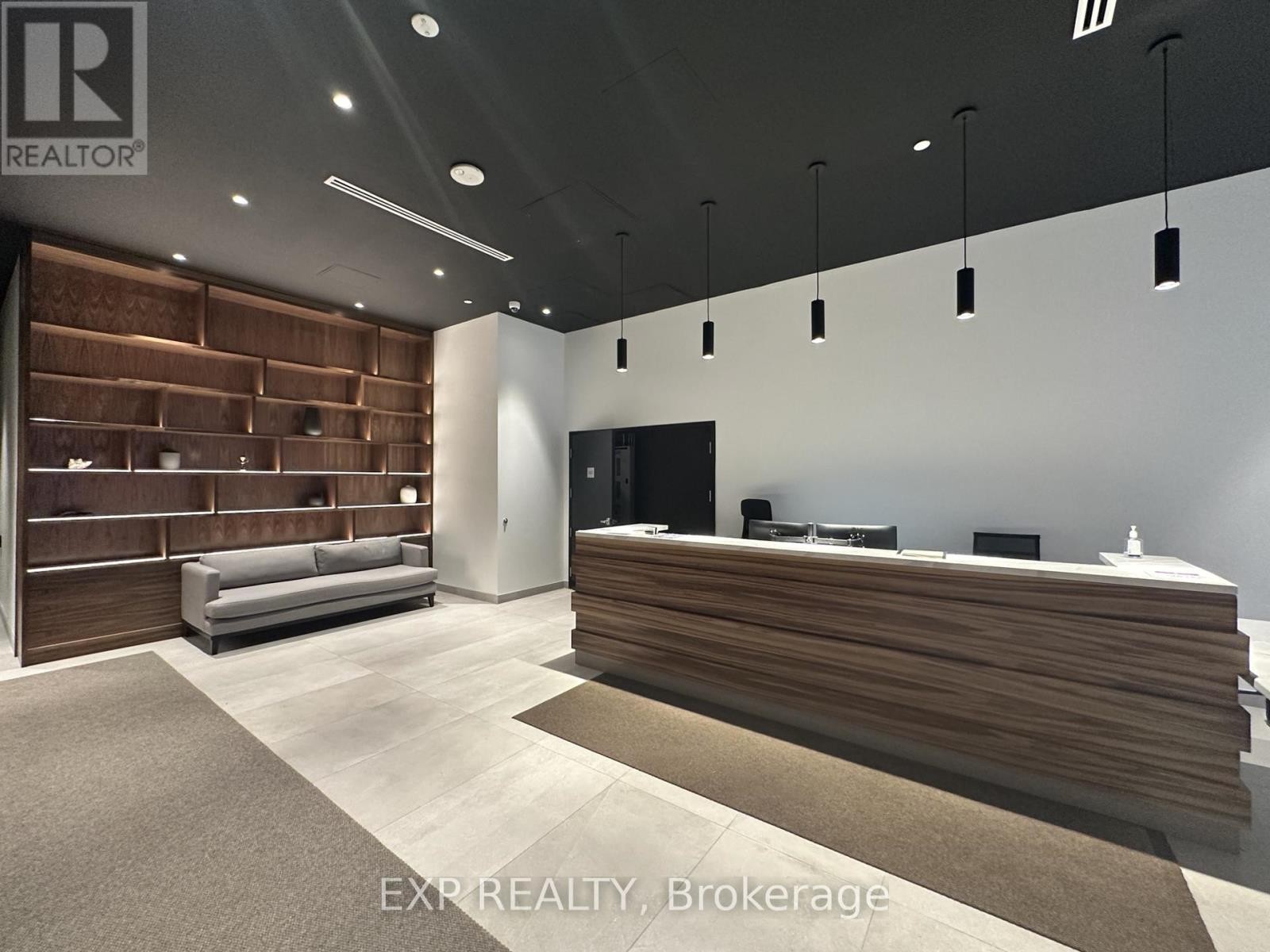 












1608 - 340 QUEEN STREET

,
Ottawa,




Ontario
K1R0G1

