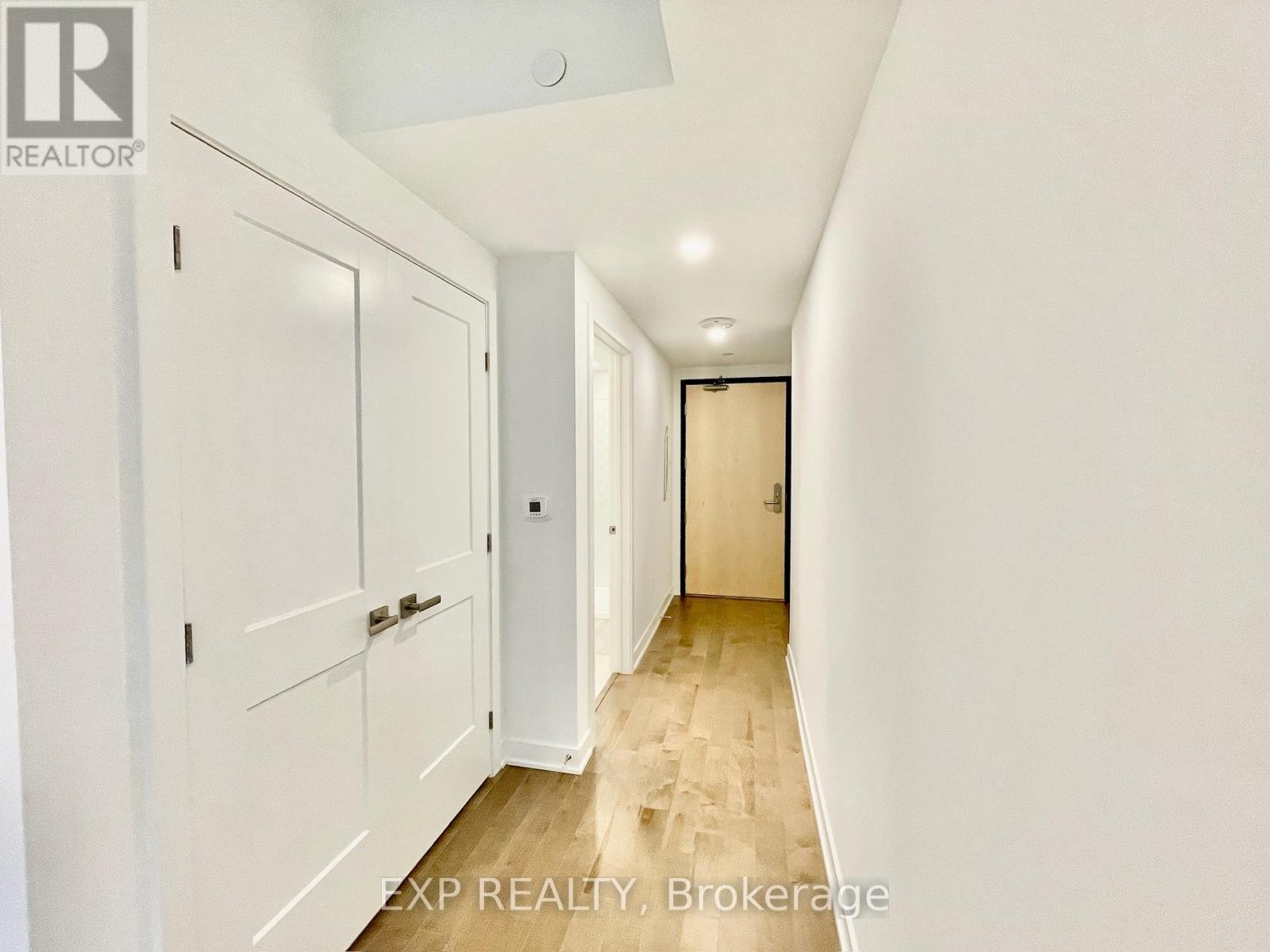 












1608 - 340 QUEEN STREET

,
Ottawa,




Ontario
K1R0G1

