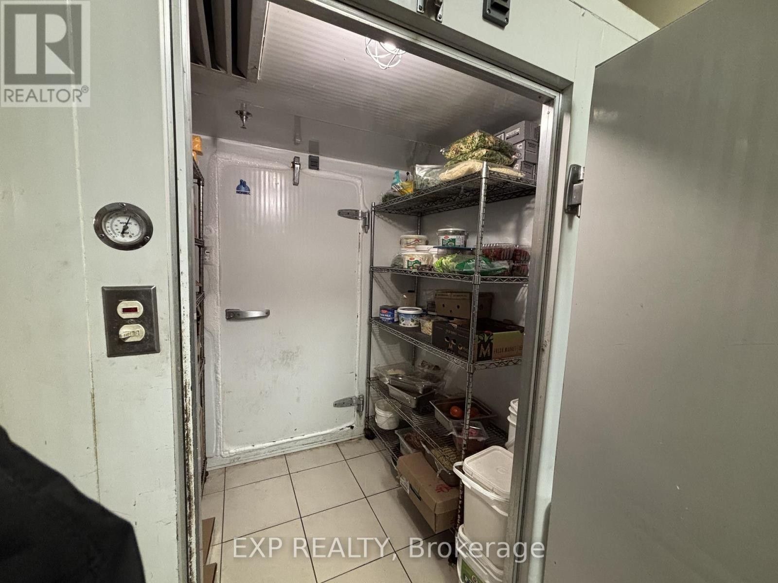 












#140-350 ALBERT STREET

,
Ottawa,




Ontario
K1R1R4

