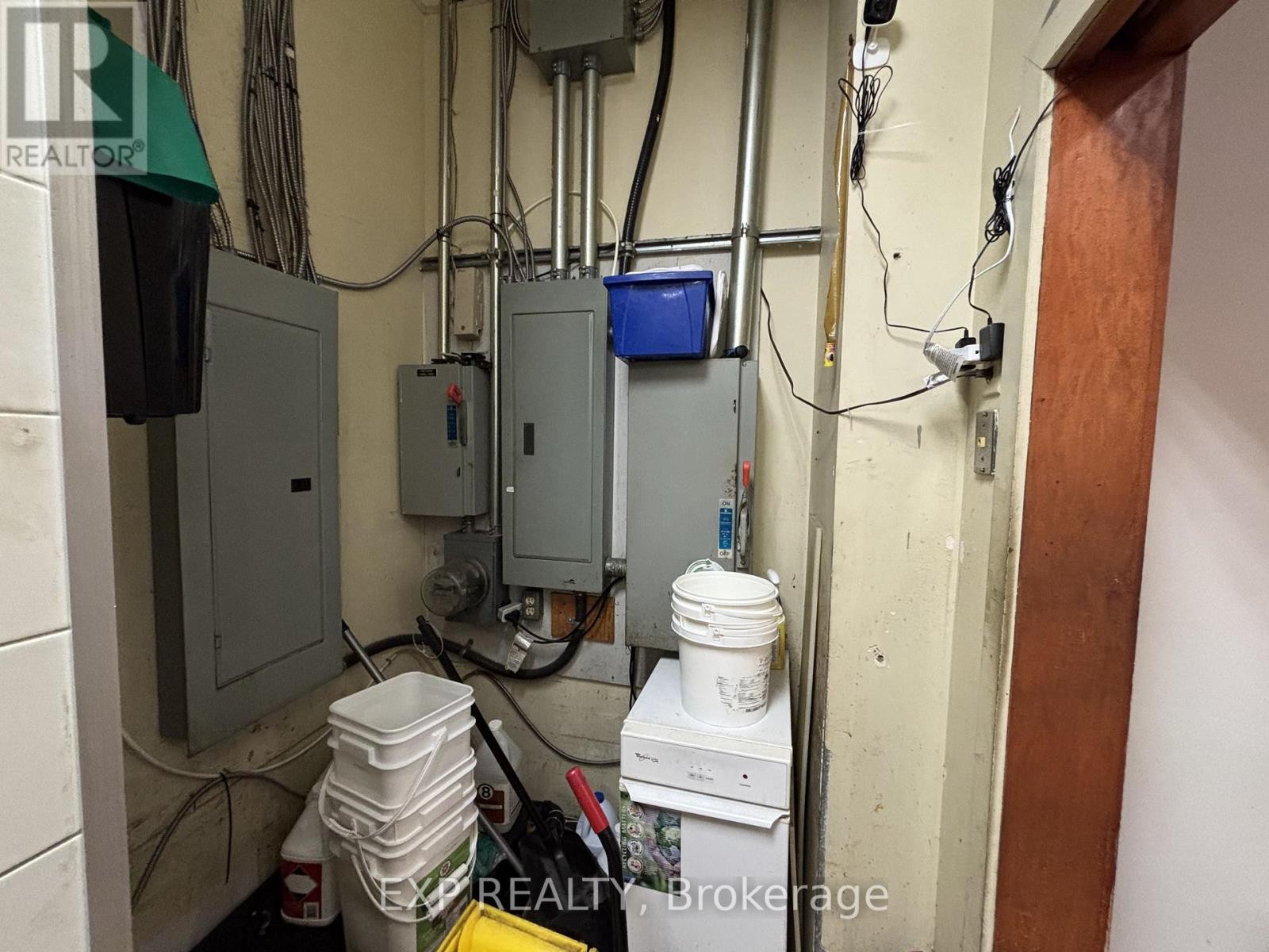 












#140-350 ALBERT STREET

,
Ottawa,




Ontario
K1R1R4

