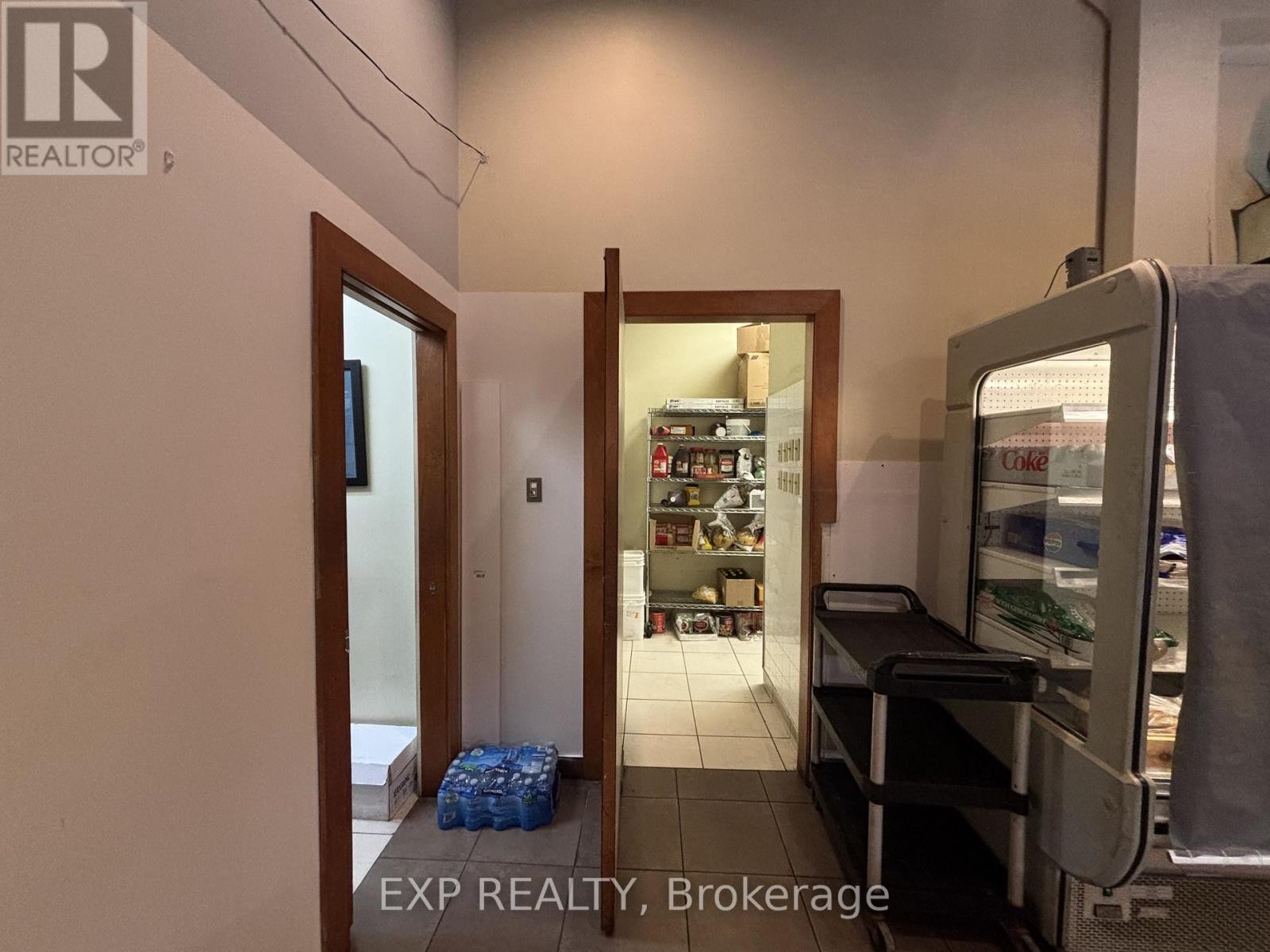 












#140-350 ALBERT STREET

,
Ottawa,




Ontario
K1R1R4

