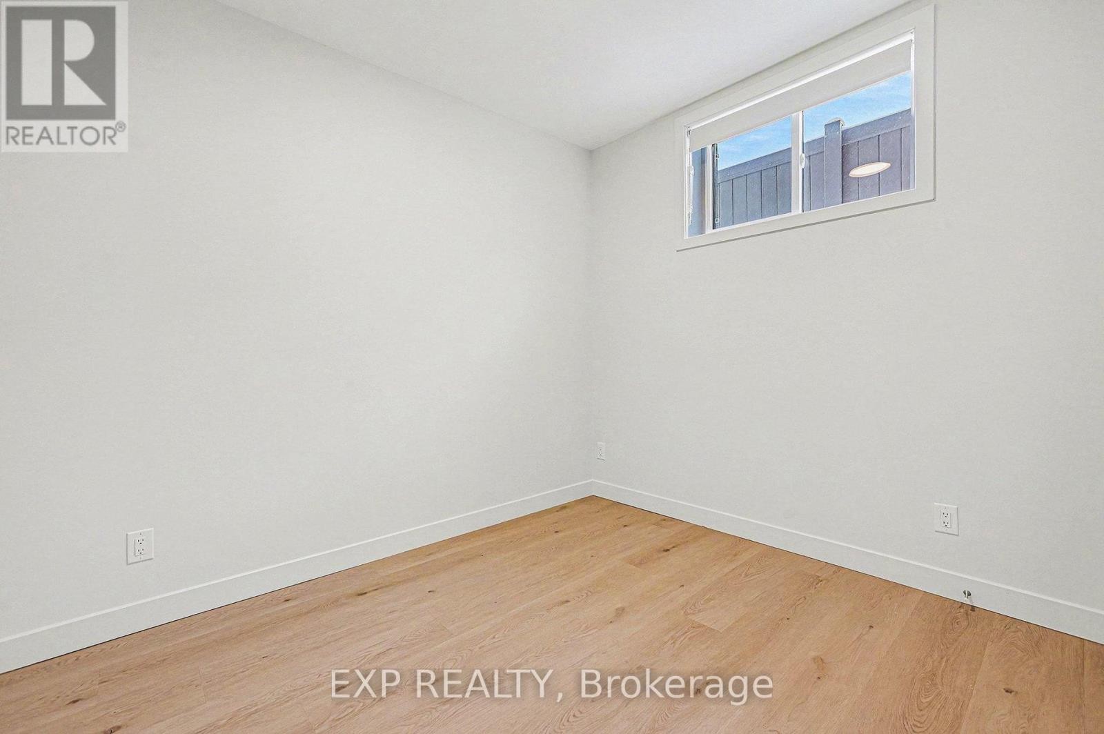 












3 - 79 MARQUETTE AVENUE

,
Ottawa,




Ontario
K1L5J9

