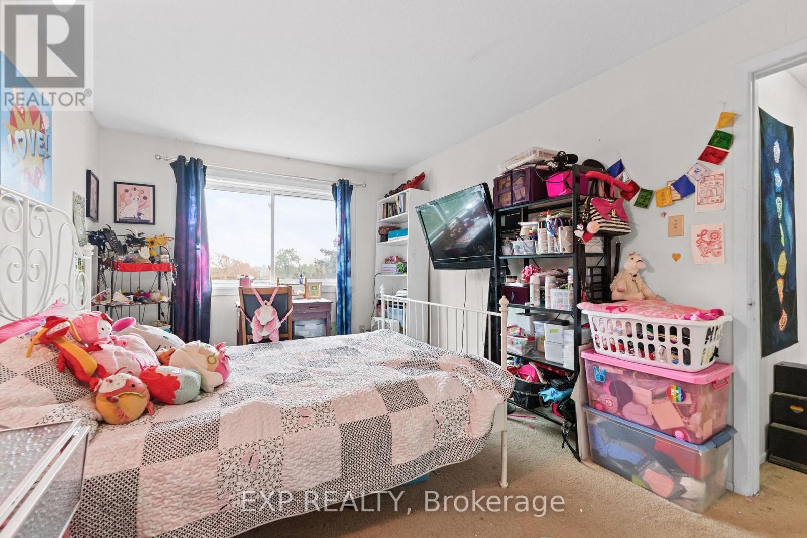 












304 - 270 BRITTANY DRIVE

,
Ottawa,




Ontario
K1K4M3

