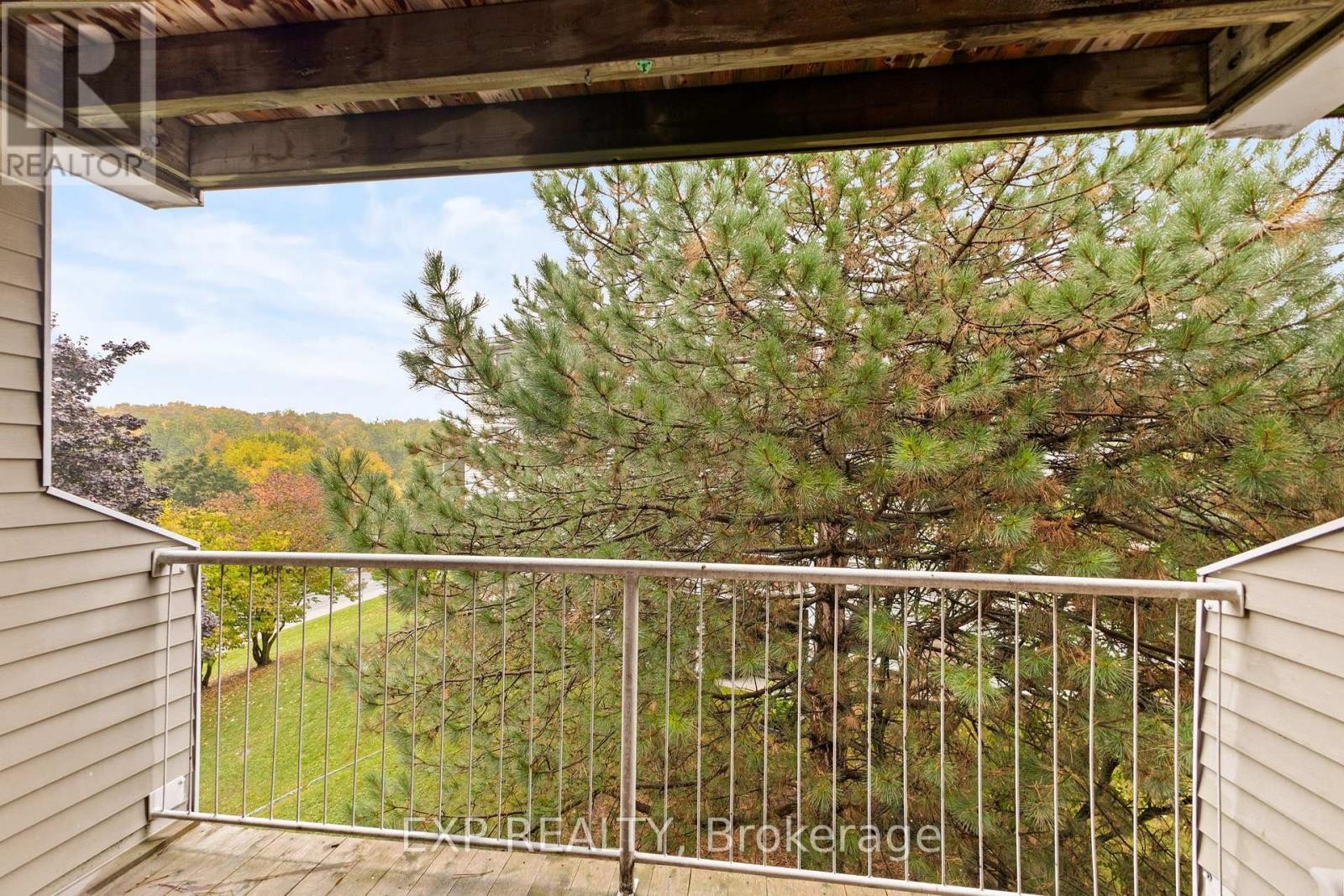 












304 - 270 BRITTANY DRIVE

,
Ottawa,




Ontario
K1K4M3

