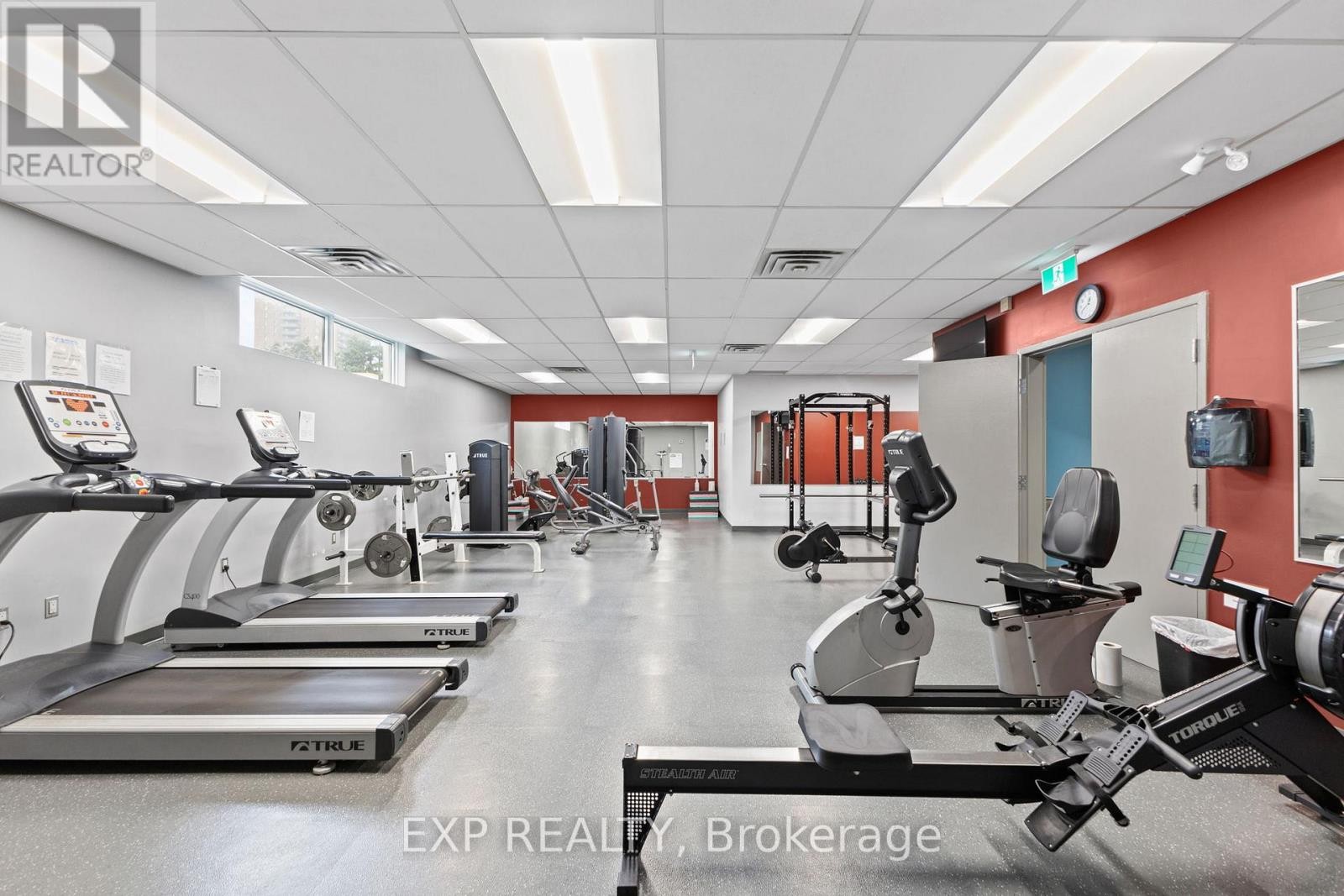 












304 - 270 BRITTANY DRIVE

,
Ottawa,




Ontario
K1K4M3

