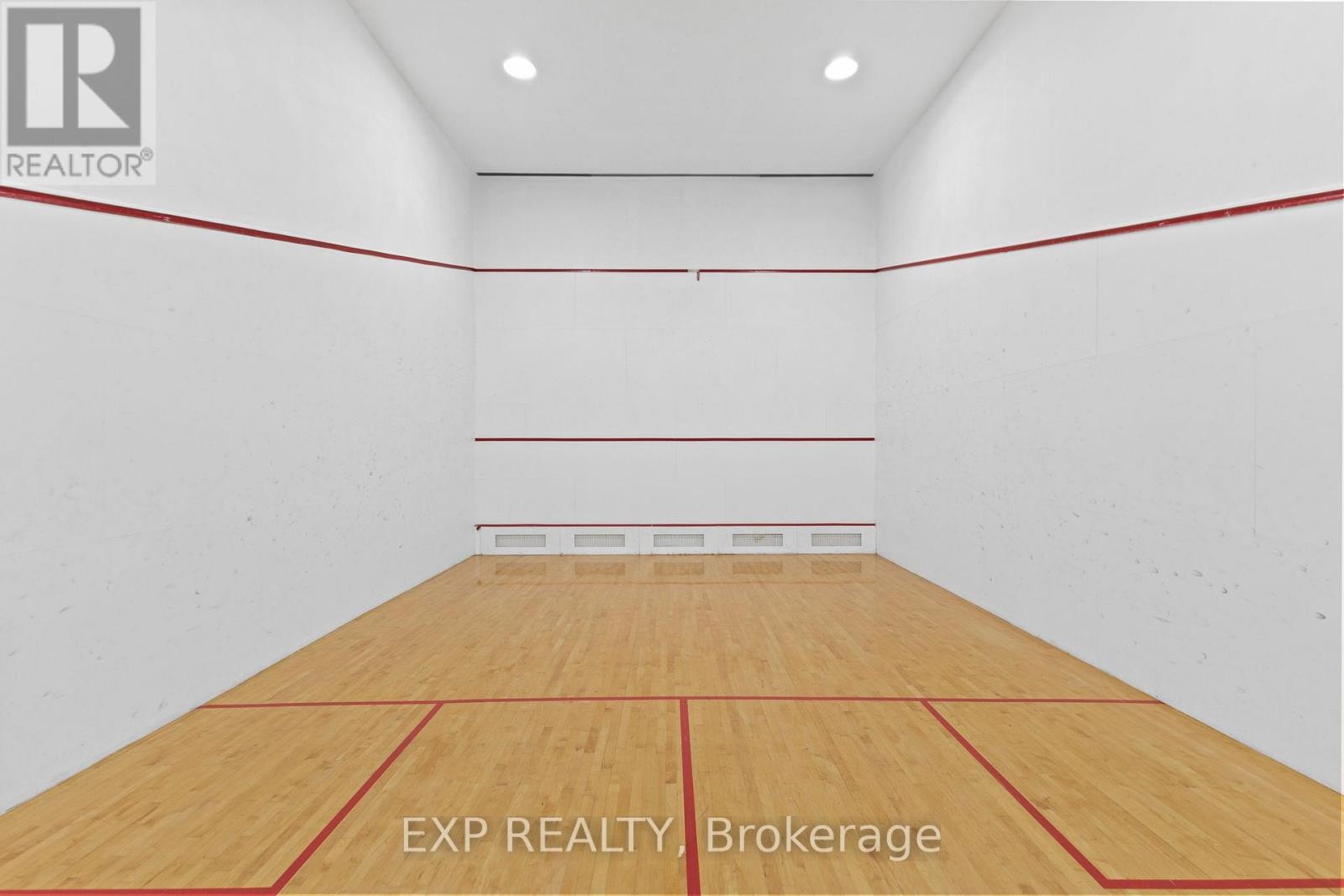 












304 - 270 BRITTANY DRIVE

,
Ottawa,




Ontario
K1K4M3

