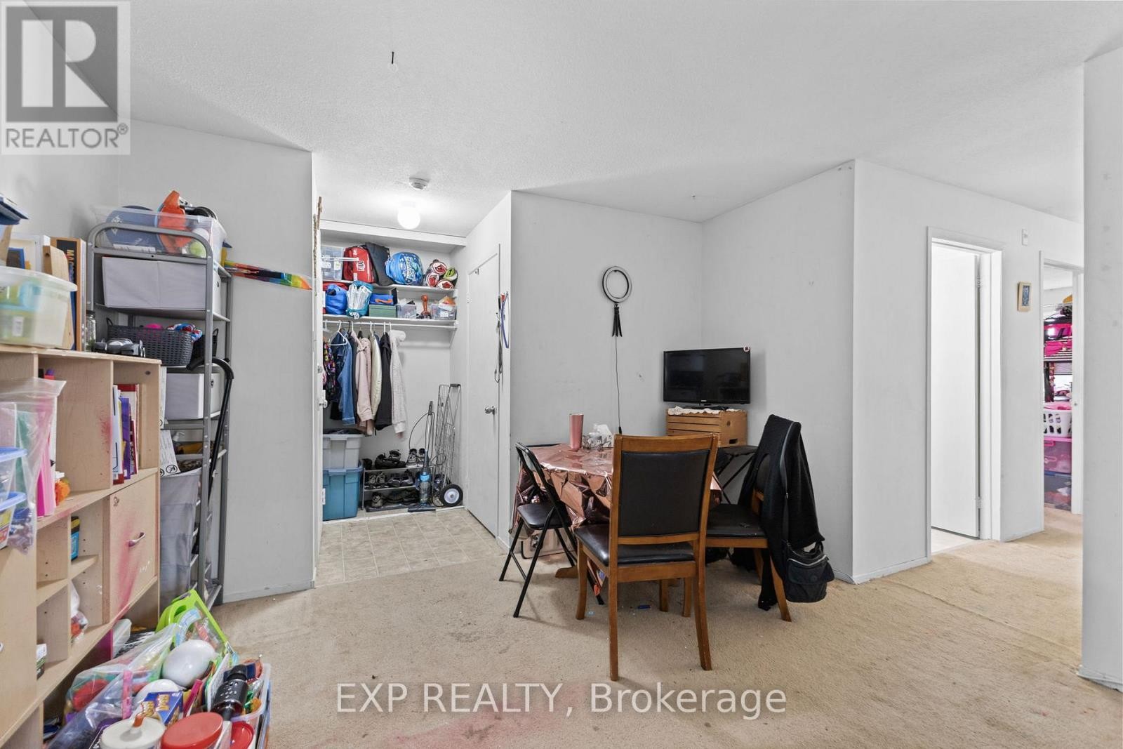 












304 - 270 BRITTANY DRIVE

,
Ottawa,




Ontario
K1K4M3

