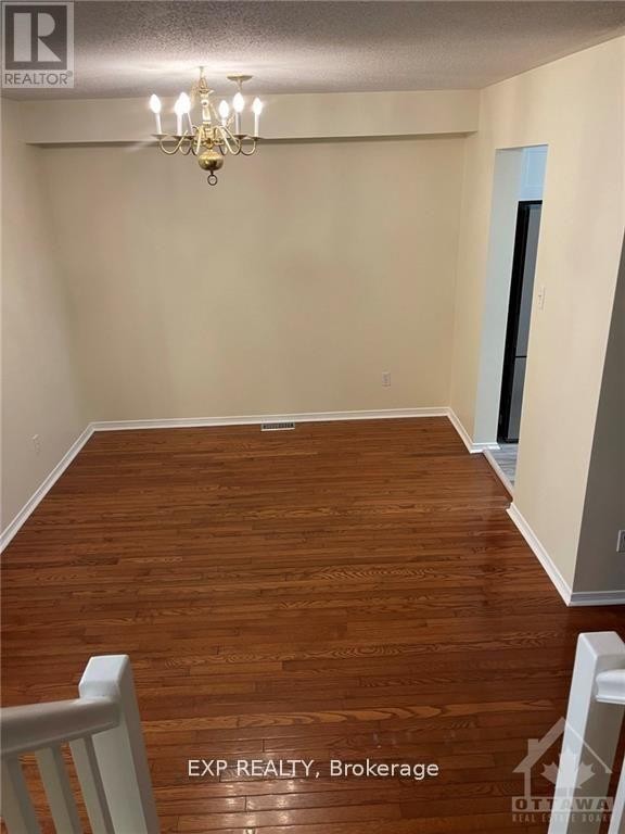 












278 STONEWAY DRIVE

,
Ottawa,




Ontario
K2G6B8

