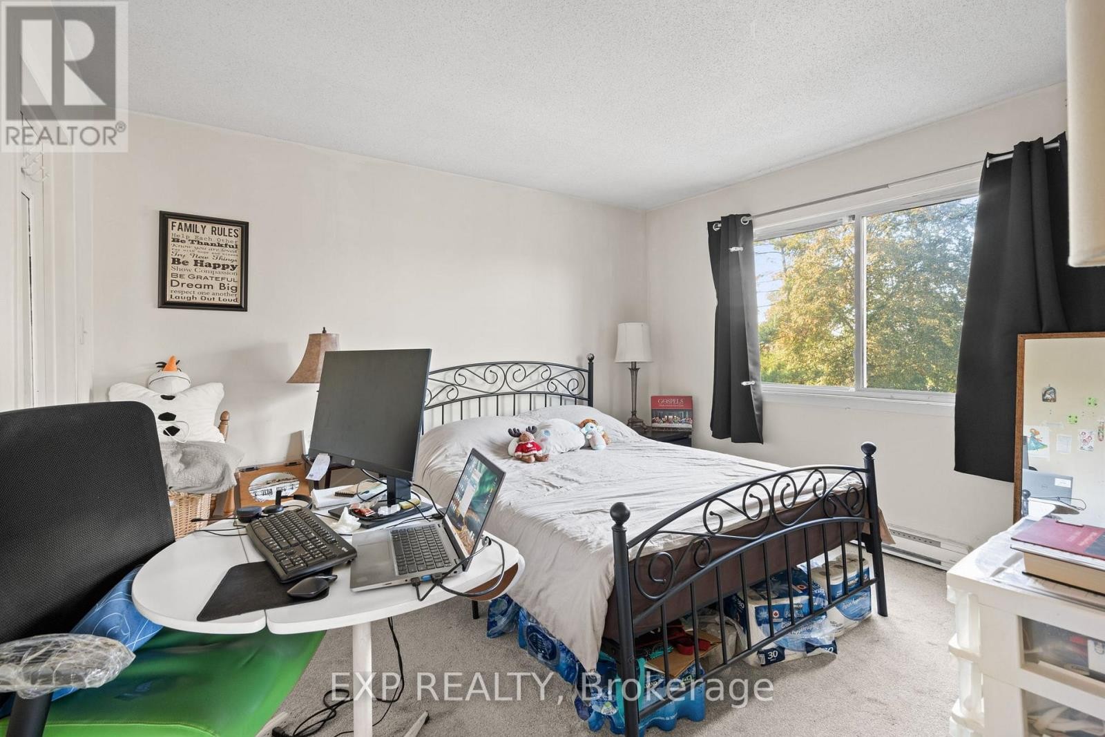 












209 - 214 VIEWMOUNT DRIVE

,
Ottawa,




Ontario
K2E7X3

