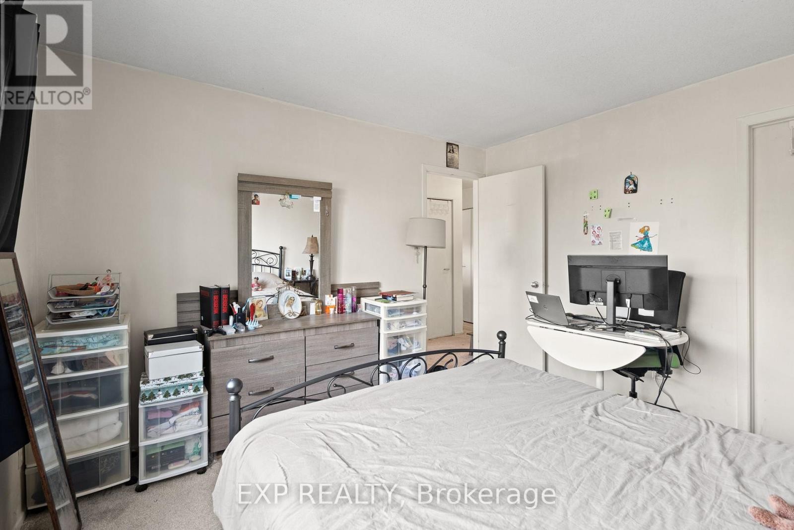 












209 - 214 VIEWMOUNT DRIVE

,
Ottawa,




Ontario
K2E7X3

